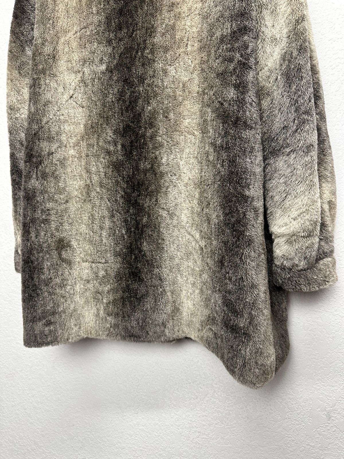Lanvin Faux Fur Jacket Lanvin Vintage IfSixWasNine style LGB HYPE Size M / US 6-8 / IT 42-44 - 14 Thumbnail
