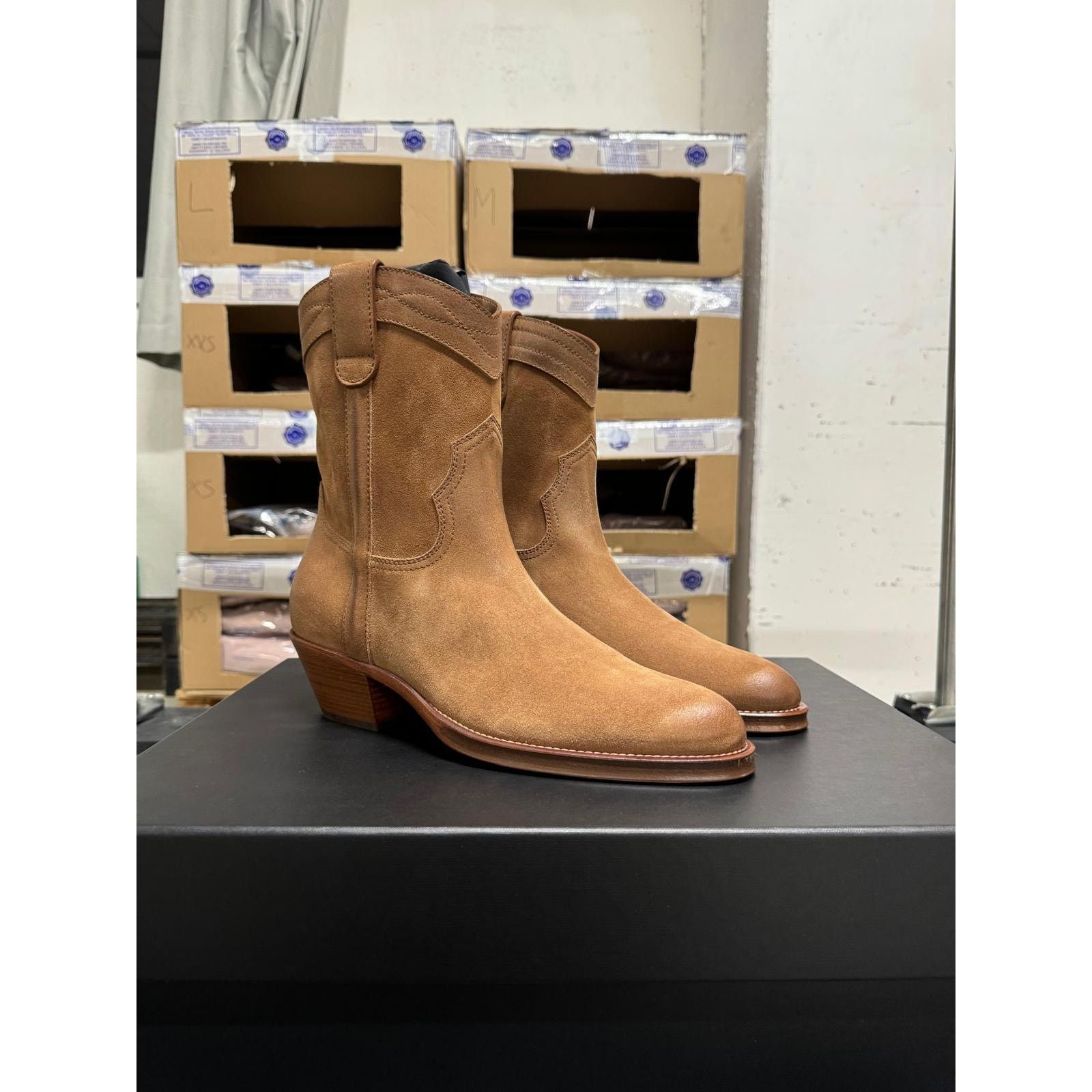 Saint Laurent Paris o1alsimx924 Q:3 / 669290 Suede Bootie in Brown 40 Size US 7 / EU 40 - 11 Thumbnail