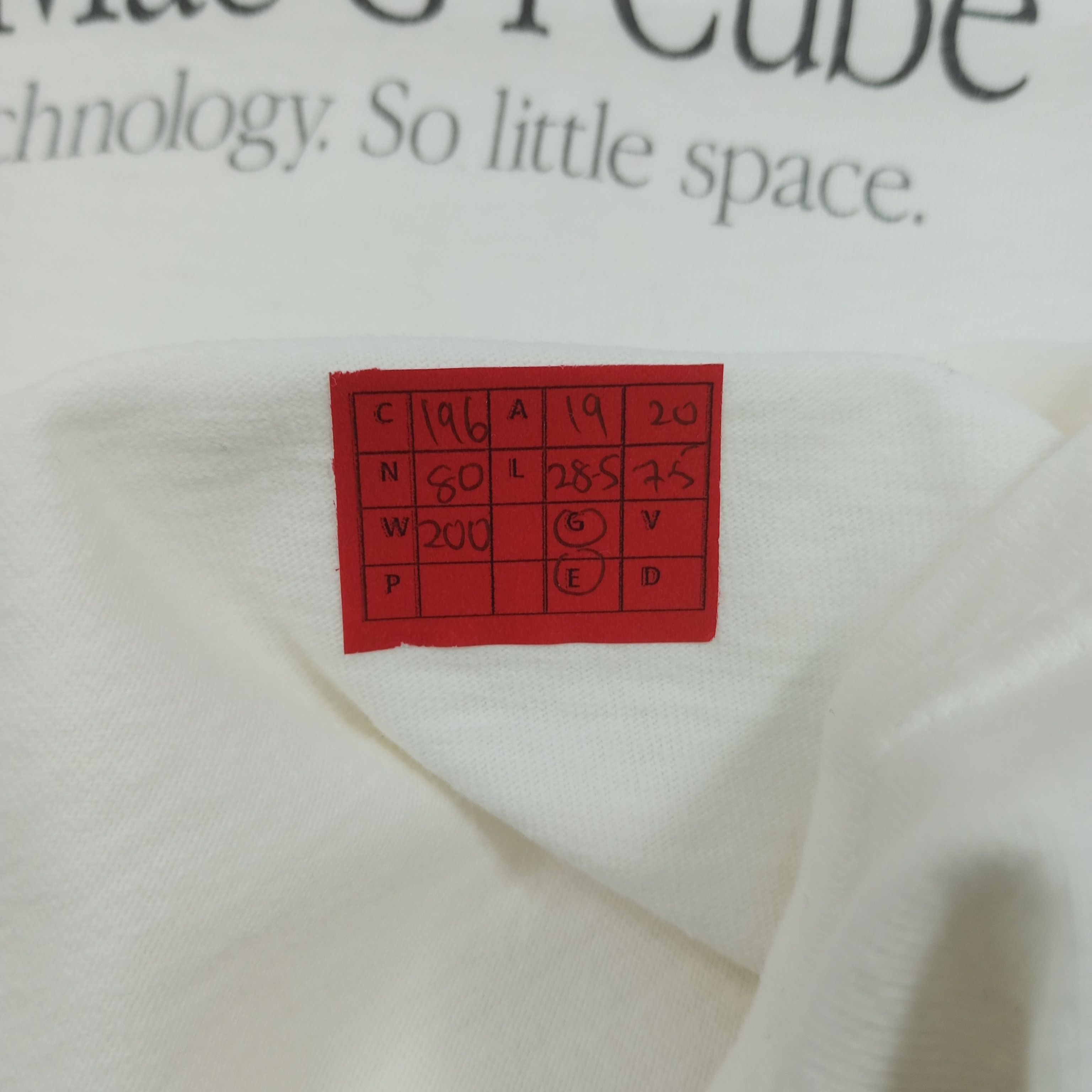Apple × Vintage Apple Power Mac G4 Cube Promo Style Vintage Tshirt Size US M / EU 48-50 / 2 - 11 Thumbnail