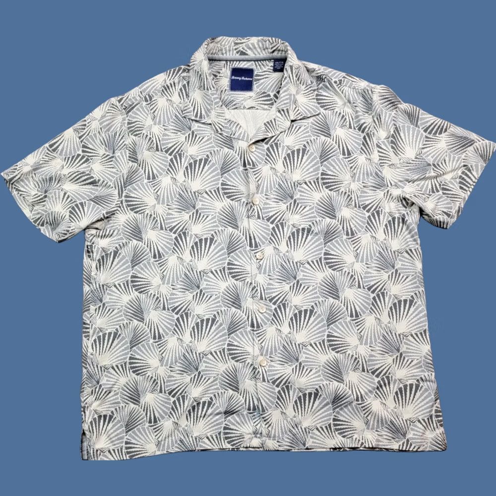 Tommy Bahama Tommy Bahama Shirt Mens 2XL Silk All Over Seashell Print Short Sleeve Button-Up Casual Beach Print 2XL Mens Silk Shirt Size US XXL / EU 58 / 5 - 1 Thumbnail