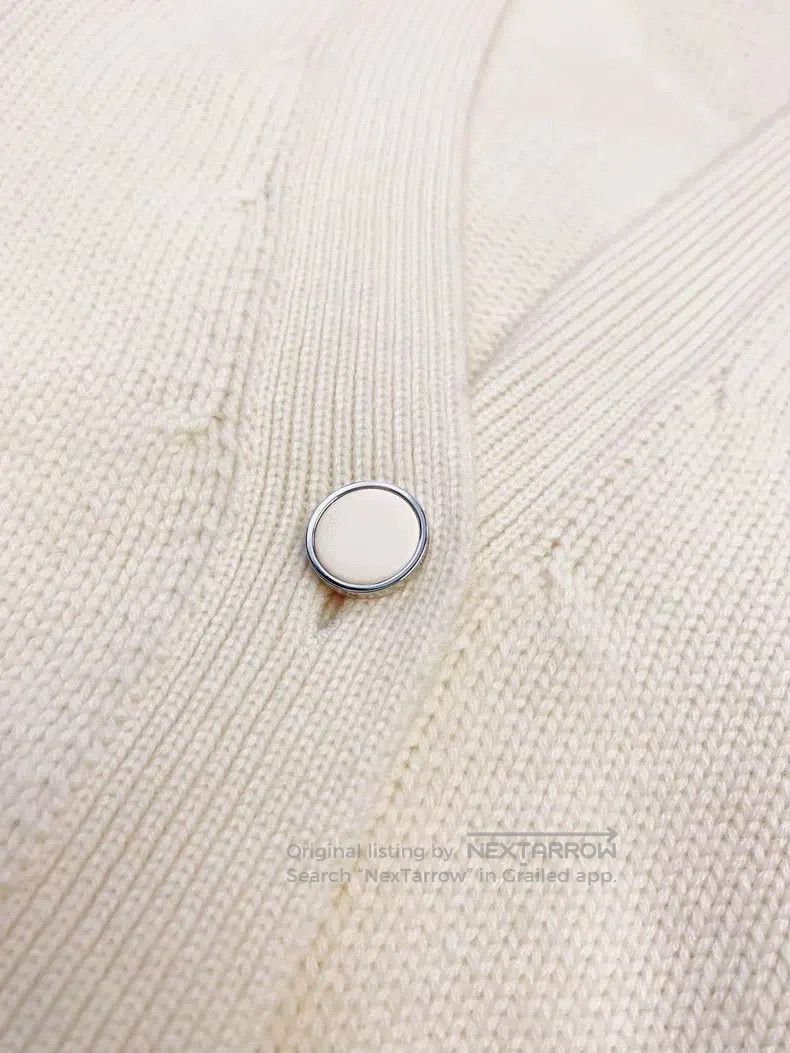 Hermes Hermes Beige One-button V-neck Cardigan Size XS / US 0-2 / IT 36-38 - 3 Thumbnail