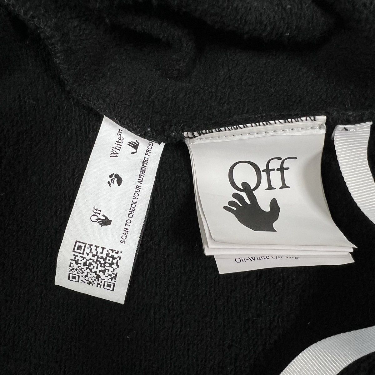 Off-White OFF-WHITE FW21 CARAVAGGIO ARROW PRINTED CREWNECK Size US S / EU 44-46 / 1 - 7 Thumbnail