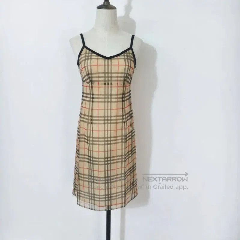 Burberry Burberry Summer Checked Khaki Dress. Size M / US 6-8 / IT 42-44 - 1 Thumbnail