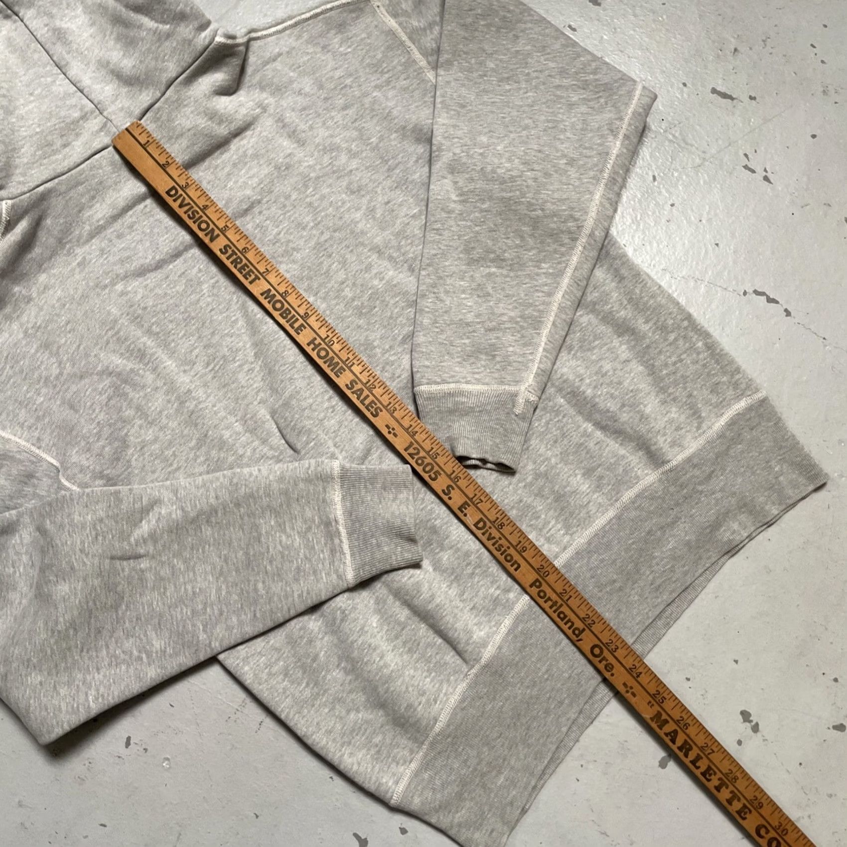 The Flat Head Flathead Japan Solid Grey Blank Pullover Sweatshirt M Adult Unisex Cotton Size US M / EU 48-50 / 2 - 7 Thumbnail