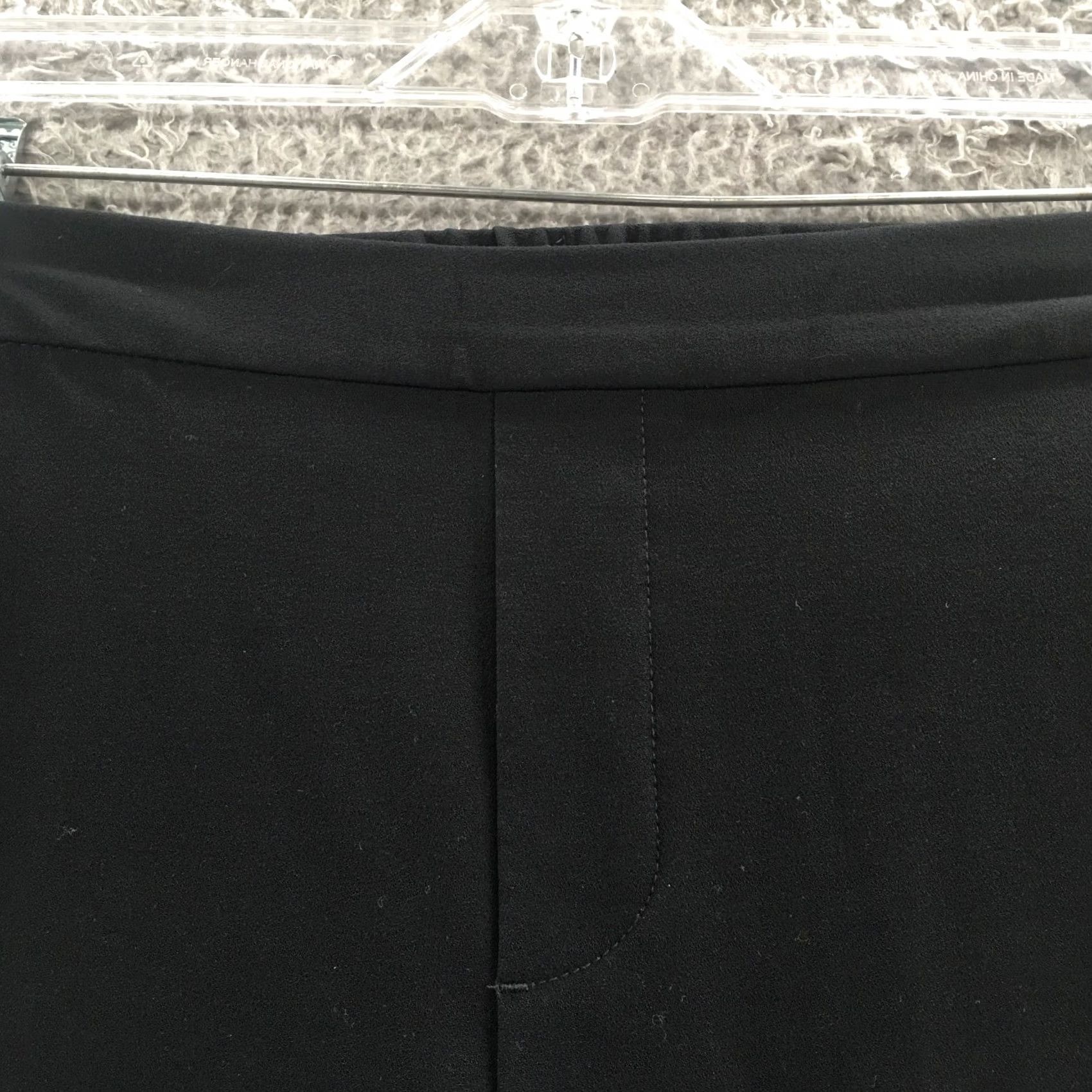 Banana Republic Banana Republic Dress Pants Womens 8 Black Mid Rise Zip Tapered Front Flat Dress Pants Size 30" / US 8 / IT 44 - 3 Thumbnail