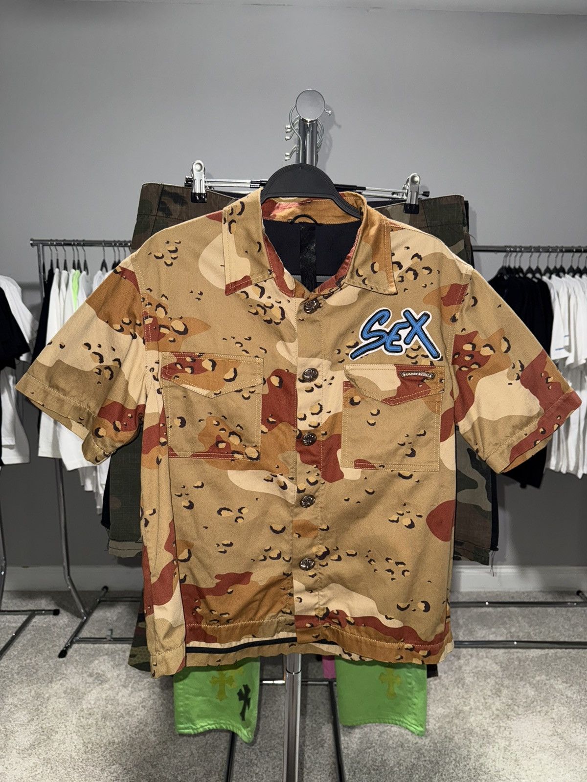 Chrome Hearts Chrome Hearts Camo Sex Records Button Up Size US M / EU 48-50 / 2 - 1 Thumbnail