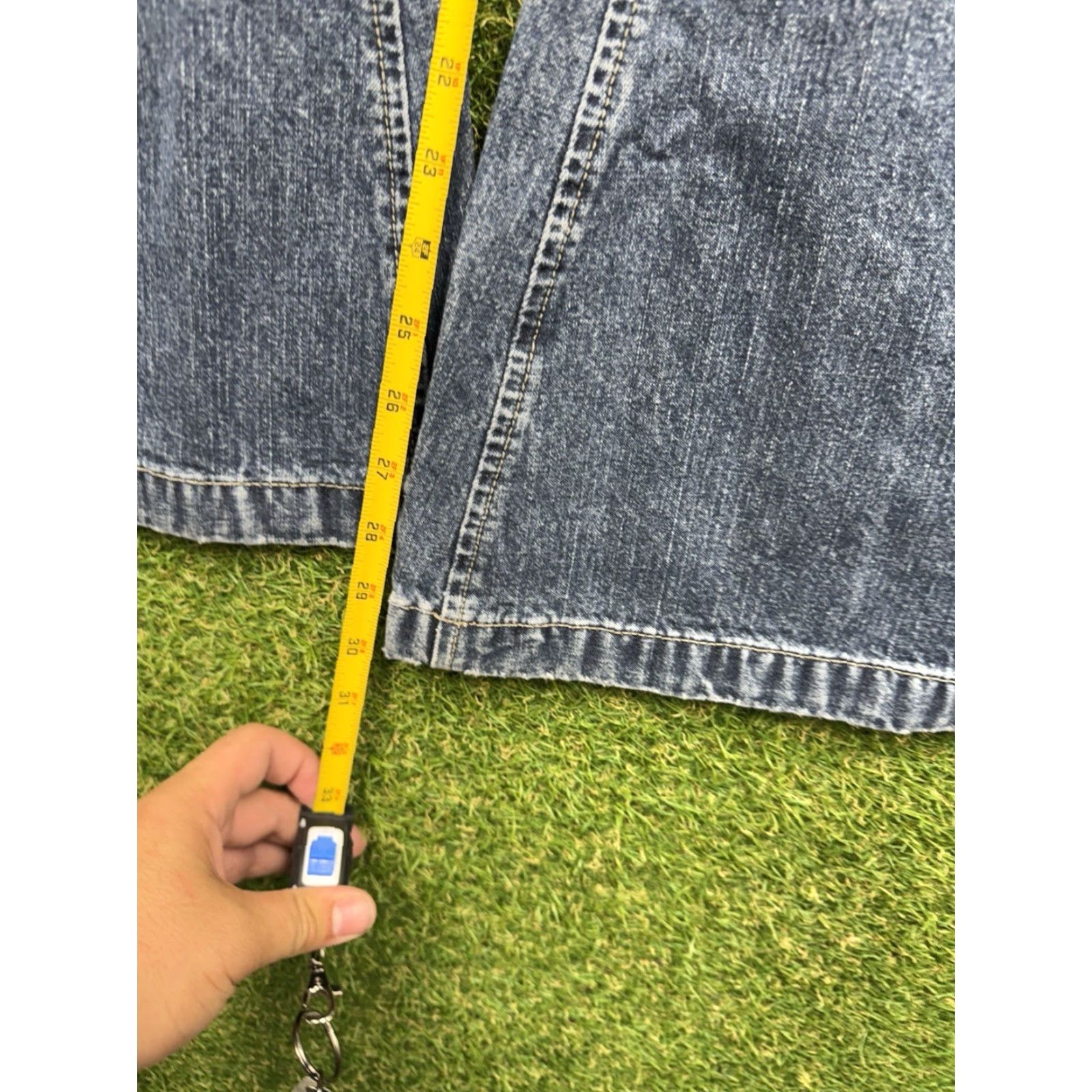 Silver Jeans Co. VINTAGE Silver Jeans Womens Flared Jeans 27/31 Dark Wash Blue Denim 20" Pockets Pants Size 27" / US 4 / IT 40 - 7 Thumbnail