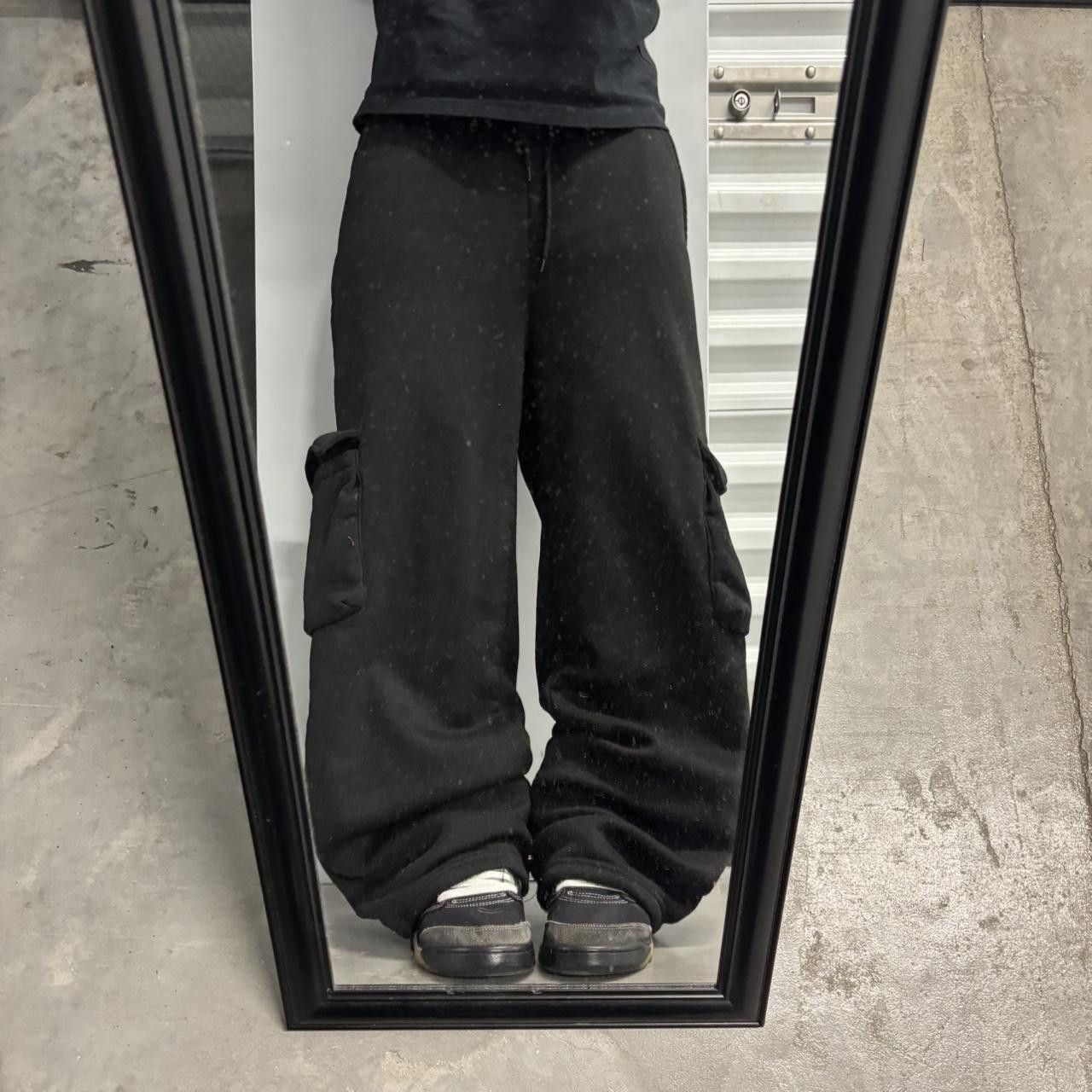 Vintage Crazy Vintage Y2K/2000s Baggy Black Streetwear Skater Cargo Sweatpants! Fits S Size US 28 / EU 44 - 2 Thumbnail