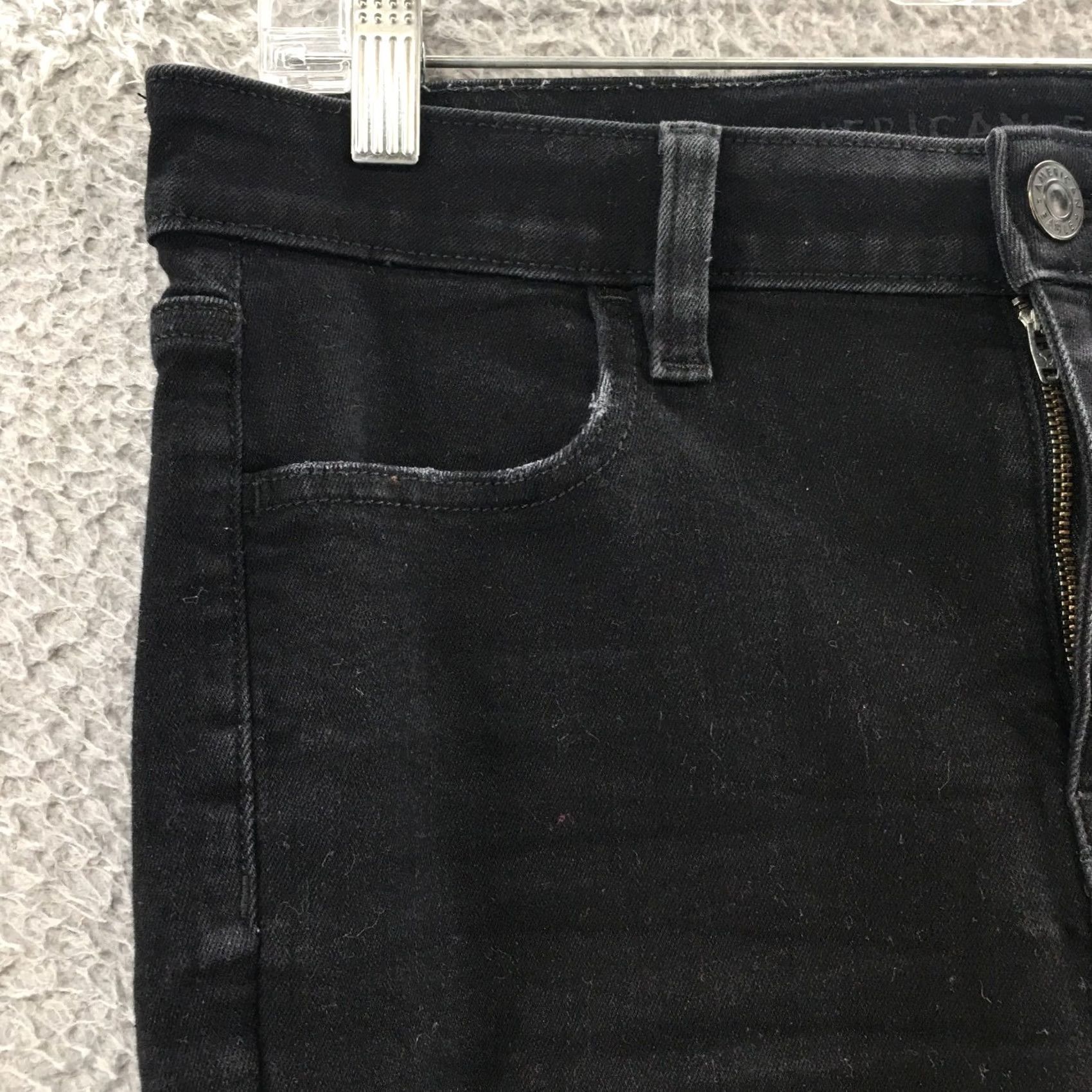 American Eagle Outfitters American Eagle Outfitters Jeans Womens 10 Black Distressed Hi-Rise Jegging Shorter - 32x27 Size 32" / US 10 / IT 46 - 4 Thumbnail