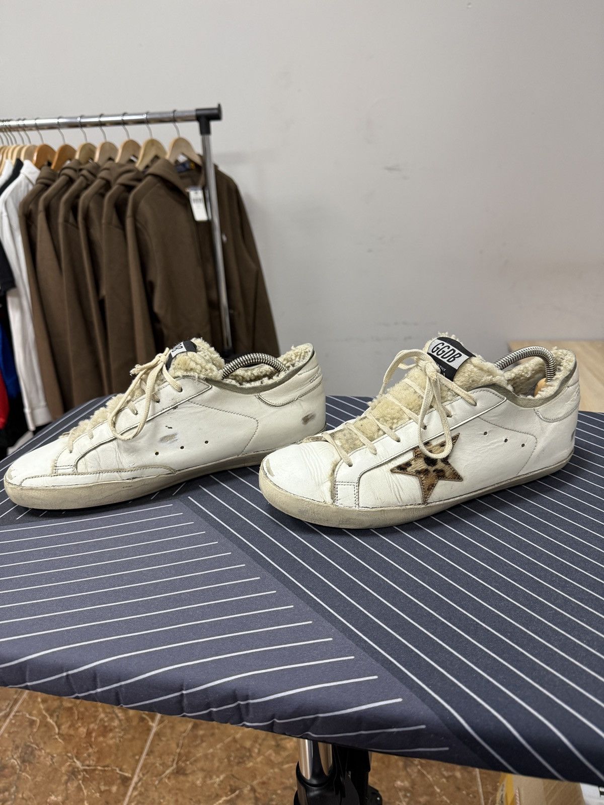 Golden Goose 🇮🇹 Golden Goose Superstar Leather Trainers GGDB Made in Italy Size US 9 / EU 42 - 3 Thumbnail