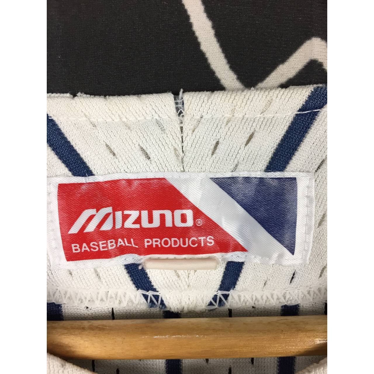 Mizuno Vtg Mizuno Minokamo Pinstripe Mesh Baseball Jersey Size US L / EU 52-54 / 3 - 13 Thumbnail