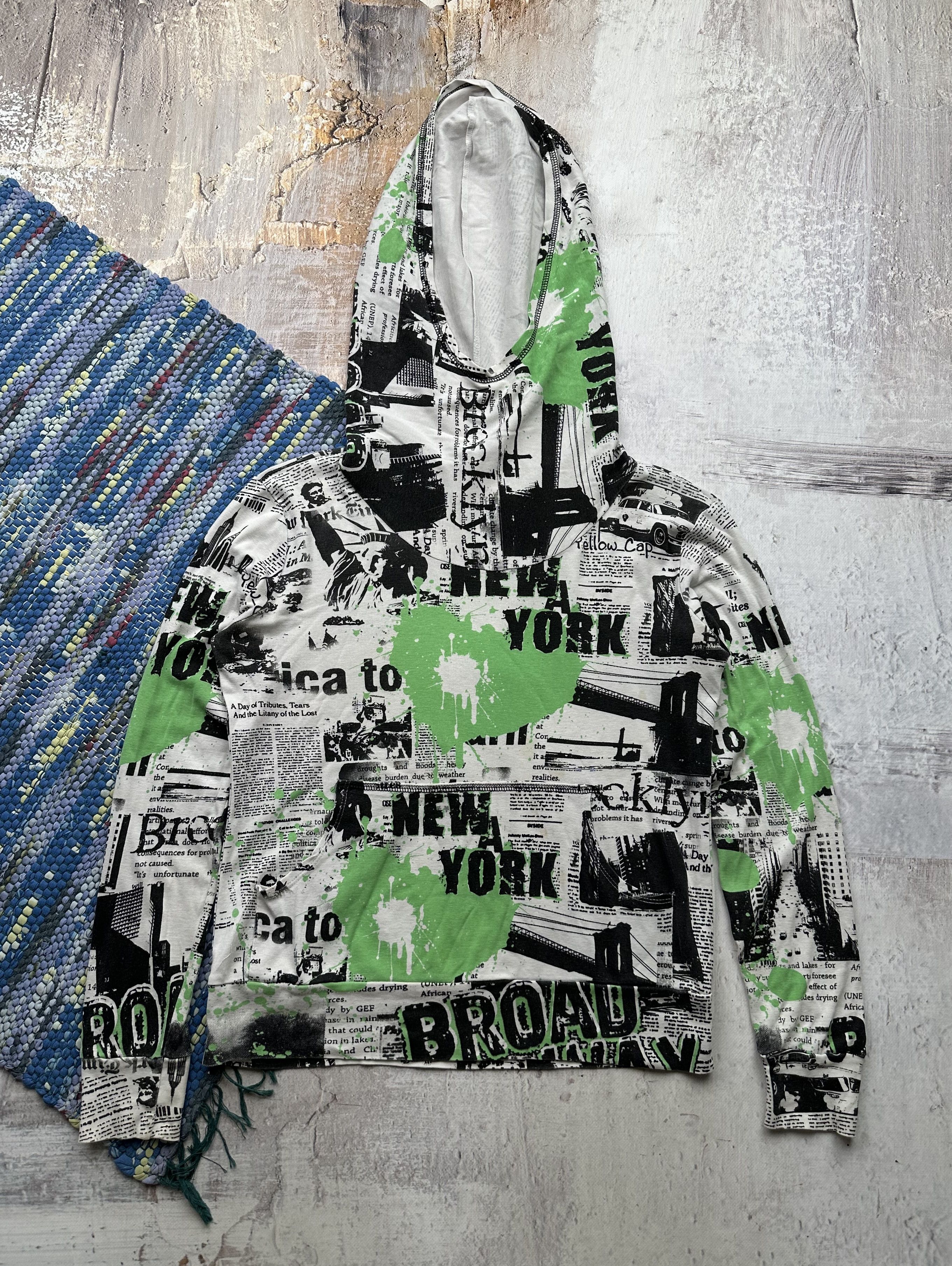 Japanese Brand Vintage Printed Cropped Hoodie A543 | Grailed