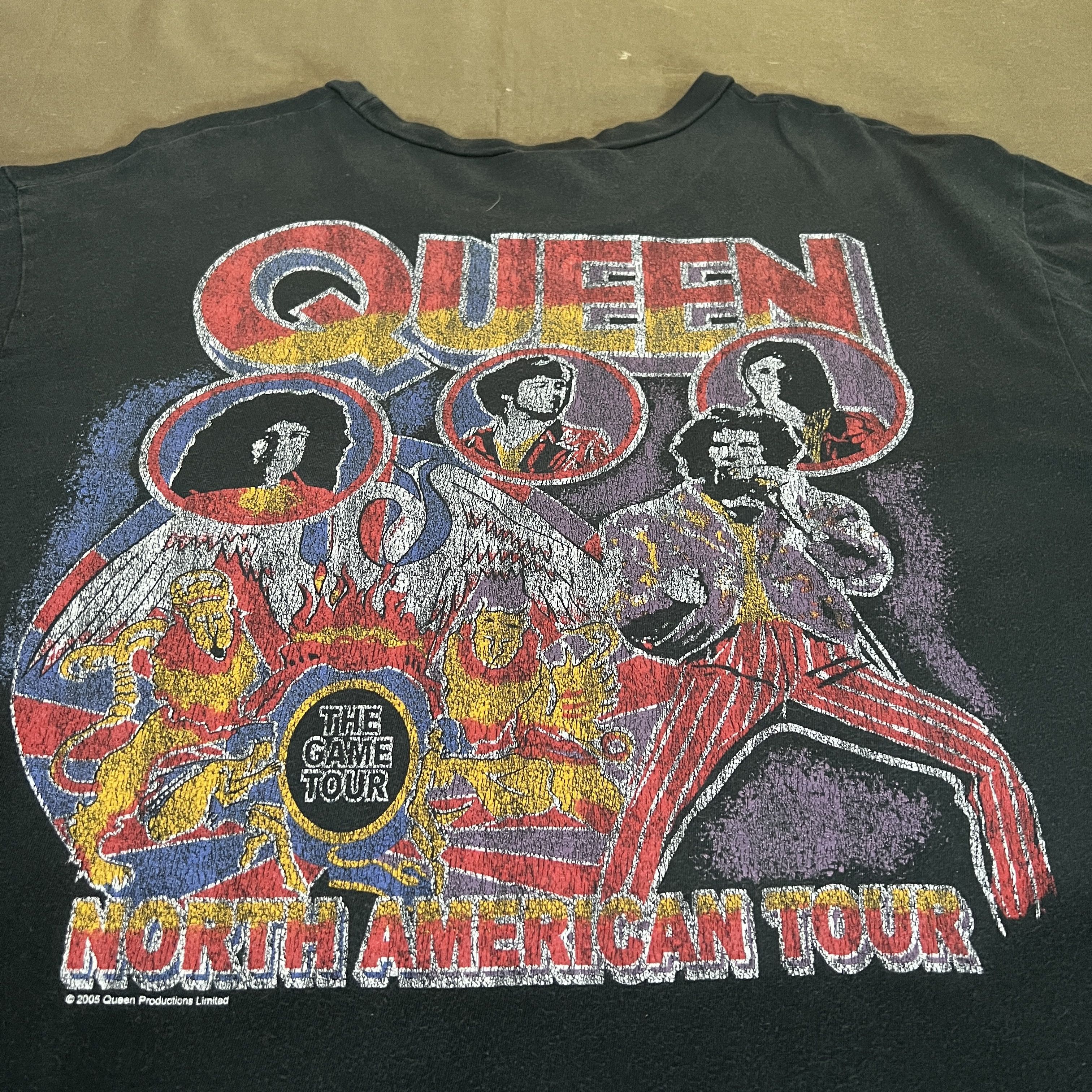 Band Tees × Vintage Vintage 2005 Y2K Queen Tour Promo Tee Size US L / EU 52-54 / 3 - 11 Thumbnail