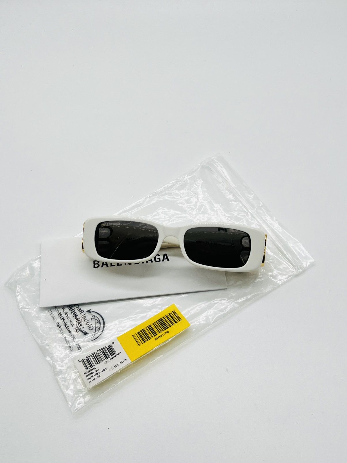Balenciaga Balenciaga BB0096S 011 White Gold Balenciaga Sunglasses Size ONE SIZE - 2 Thumbnail