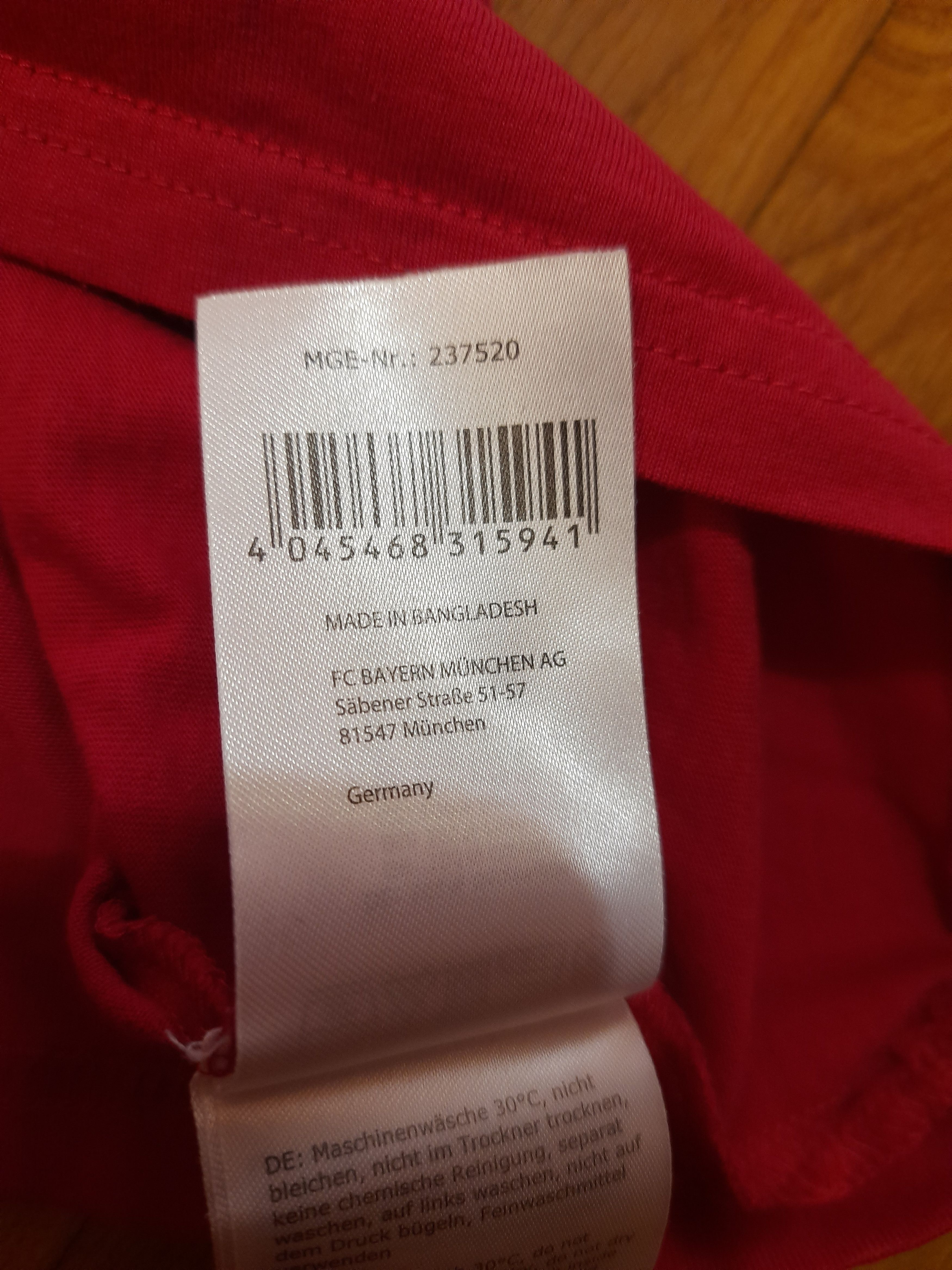 Other Bayern Munich Munchen Official T Shirt Size US M / EU 48-50 / 2 - 3 Thumbnail