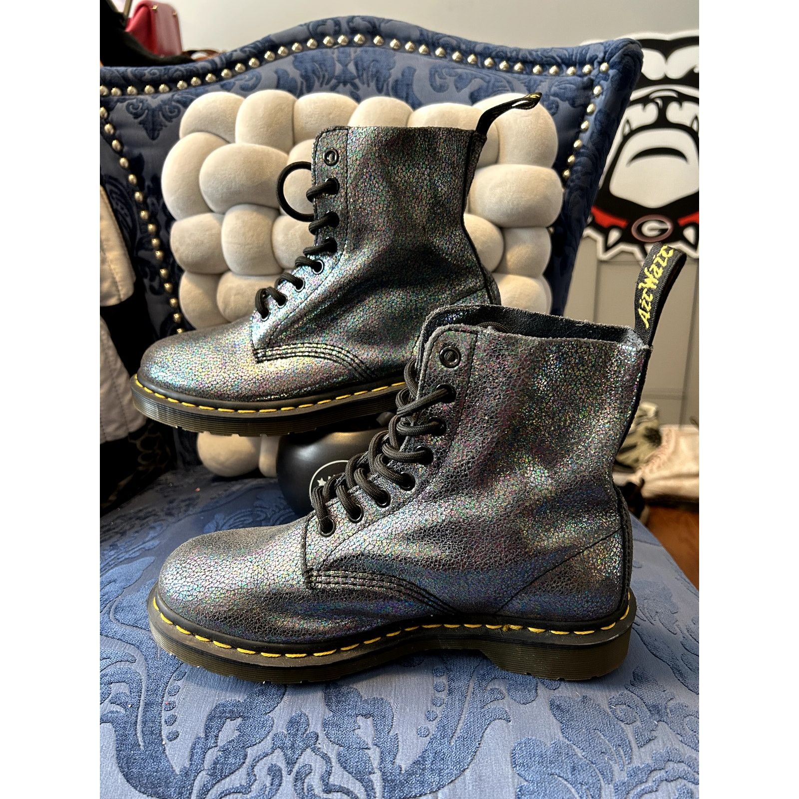 Dr. Martens Dr Martens Pascal Suede Teal Glitter size 7/EU 38 Size US 7 / IT 37 - 2 Thumbnail