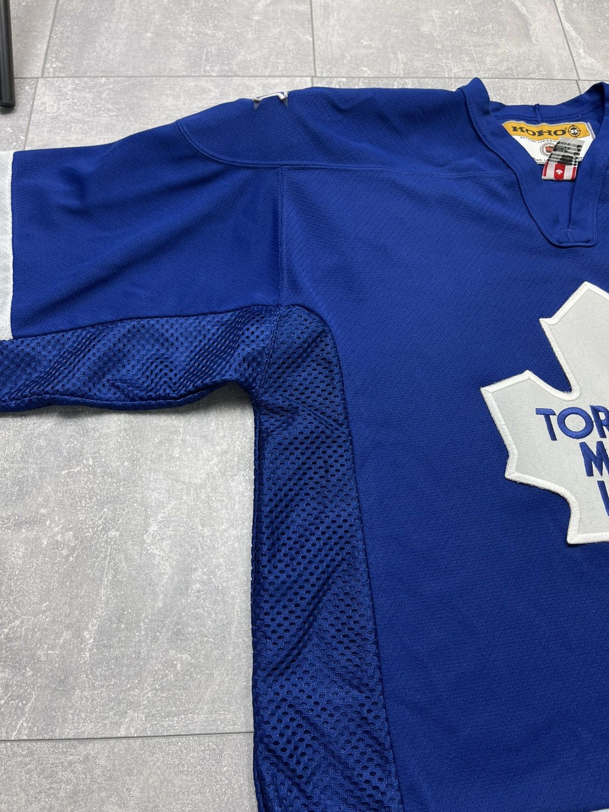 NHL Vintage 90s Koho Toronto Maple Leafs NHL Blanked Jersey Size US L / EU 52-54 / 3 - 7 Thumbnail