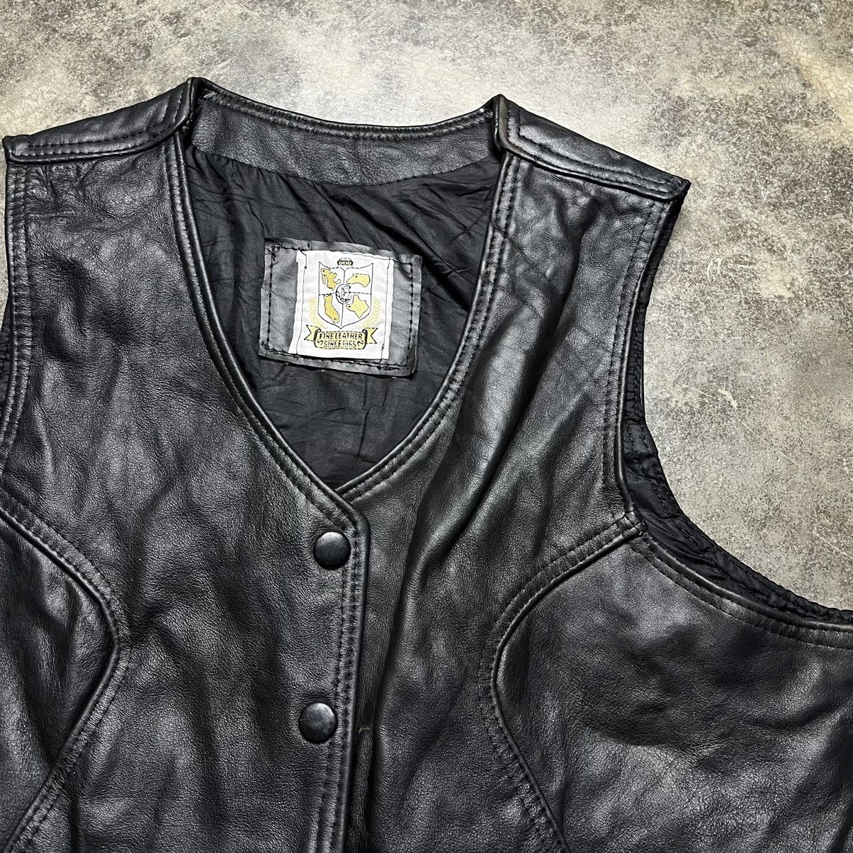Vintage vintage black leather button snap biker vest Size US M / EU 48-50 / 2 - 3 Thumbnail