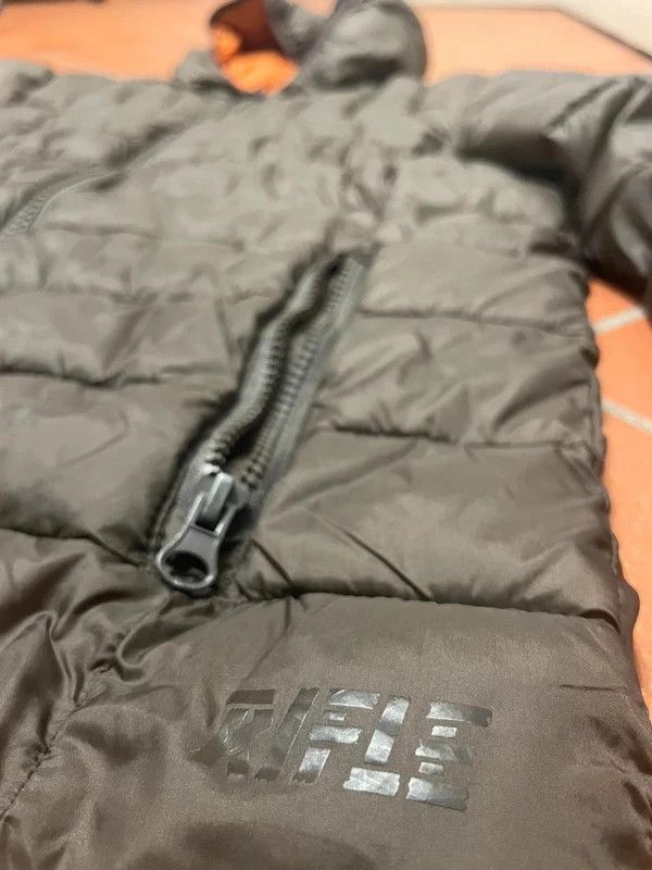 RIFLE Military green RIFLE quilted jacket with orange interior Size US S / EU 44-46 / 1 - 3 Thumbnail