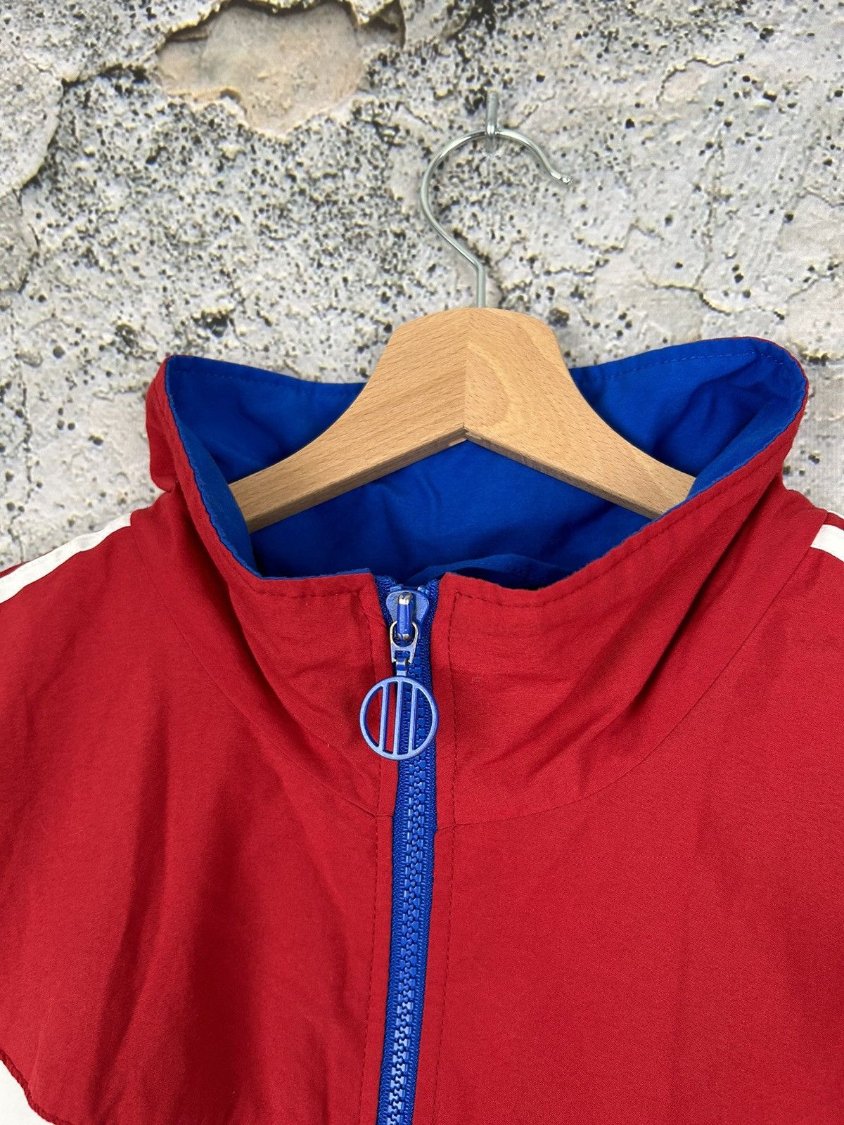 Adidas Vintage 90s Adidas Nylon Light Jacket Rare Hype Retro Size US L / EU 52-54 / 3 - 6 Thumbnail