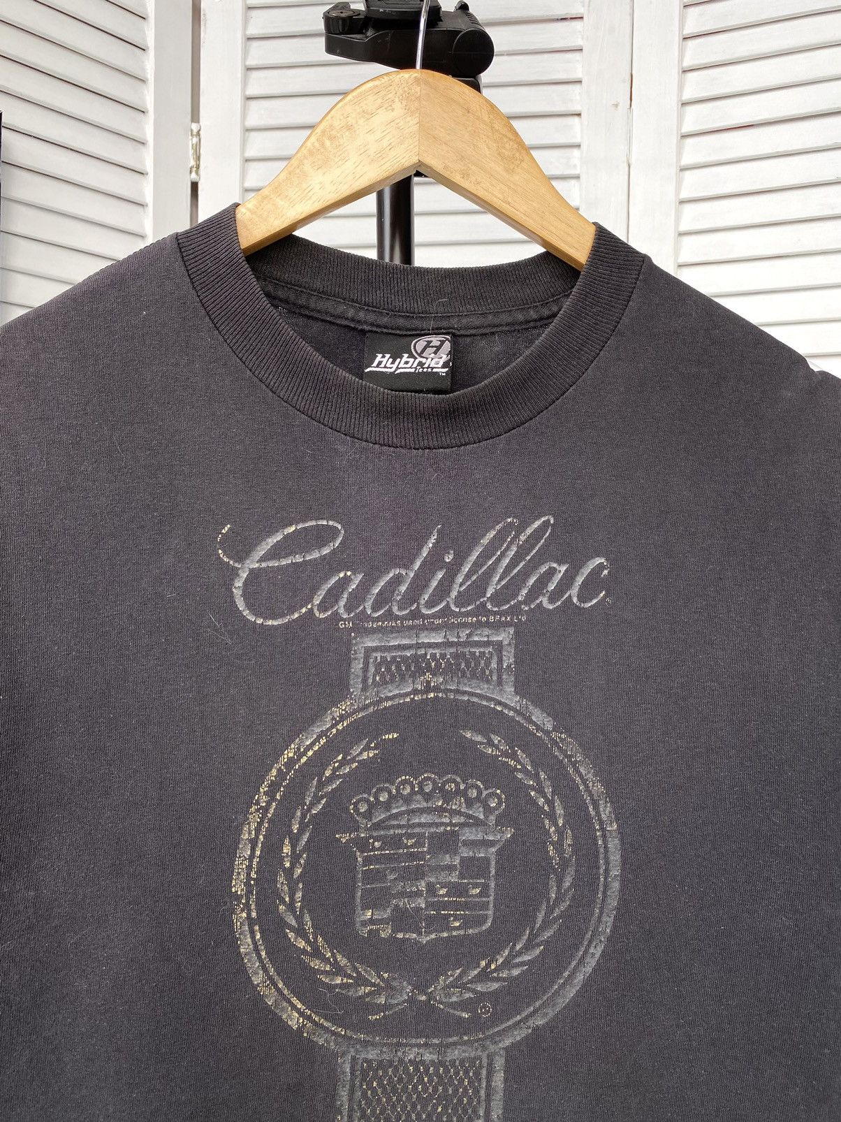 Cadillac × Vintage Vintage Cadillac Faded Racing Gold Logo Tee Shirt Size US M / EU 48-50 / 2 - 4 Thumbnail