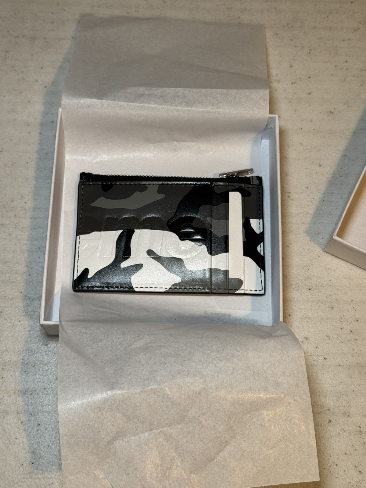 Supreme Supreme Leather Zip Card Holder Size ONE SIZE - 5 Thumbnail