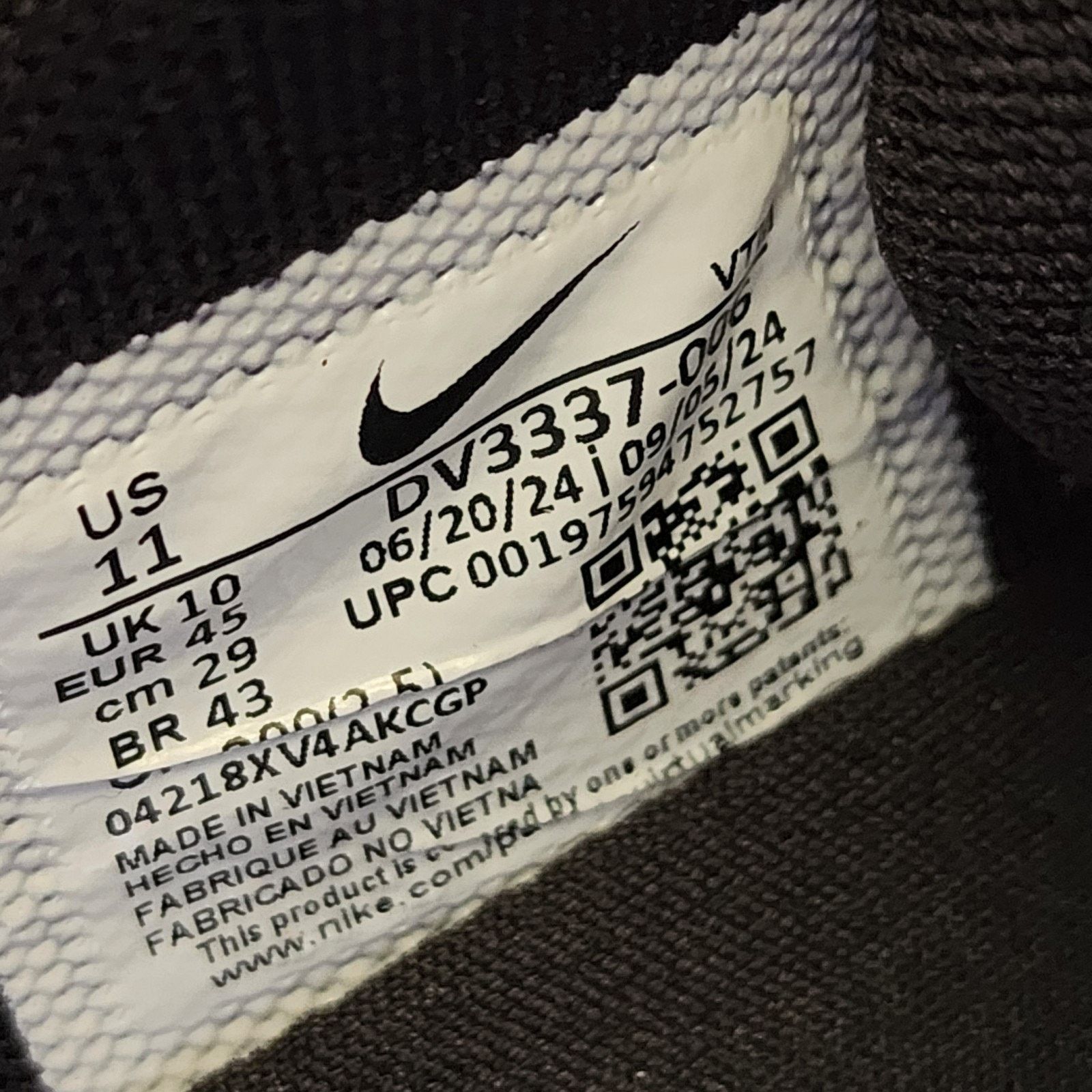 Nike Nike Air Max DN Black Metallic Grey Pre-Owned Sz 11 Size US 11 / EU 44 - 8 Thumbnail