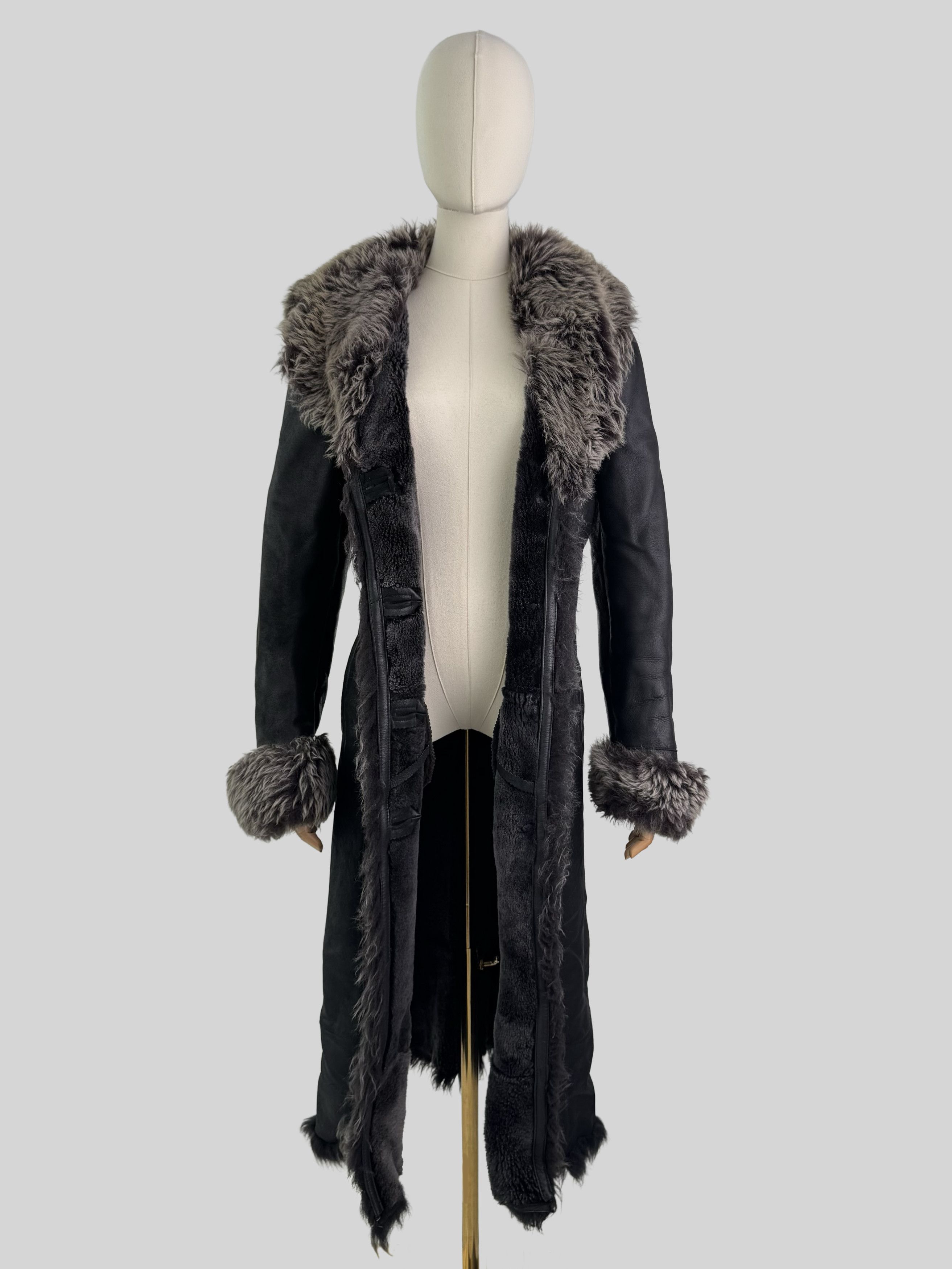 Vintage Y2K Sheepskin Leather Coat Black Shearling Long (ET1) Size M / US 6-8 / IT 42-44 - 3 Thumbnail