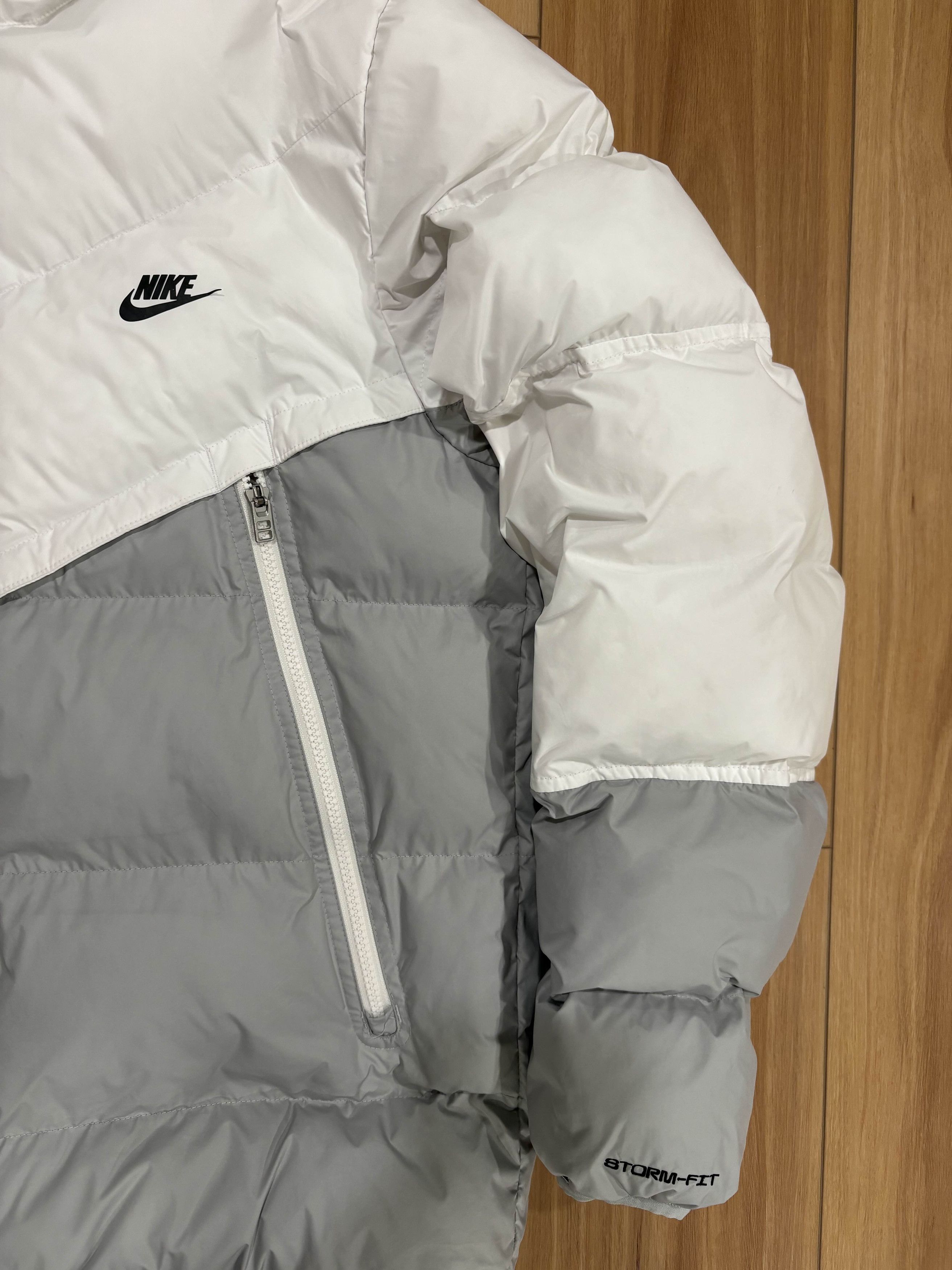 Nike Nike White Light Smoke Grey Black Men's Puffer Jacket Size US M / EU 48-50 / 2 - 7 Thumbnail