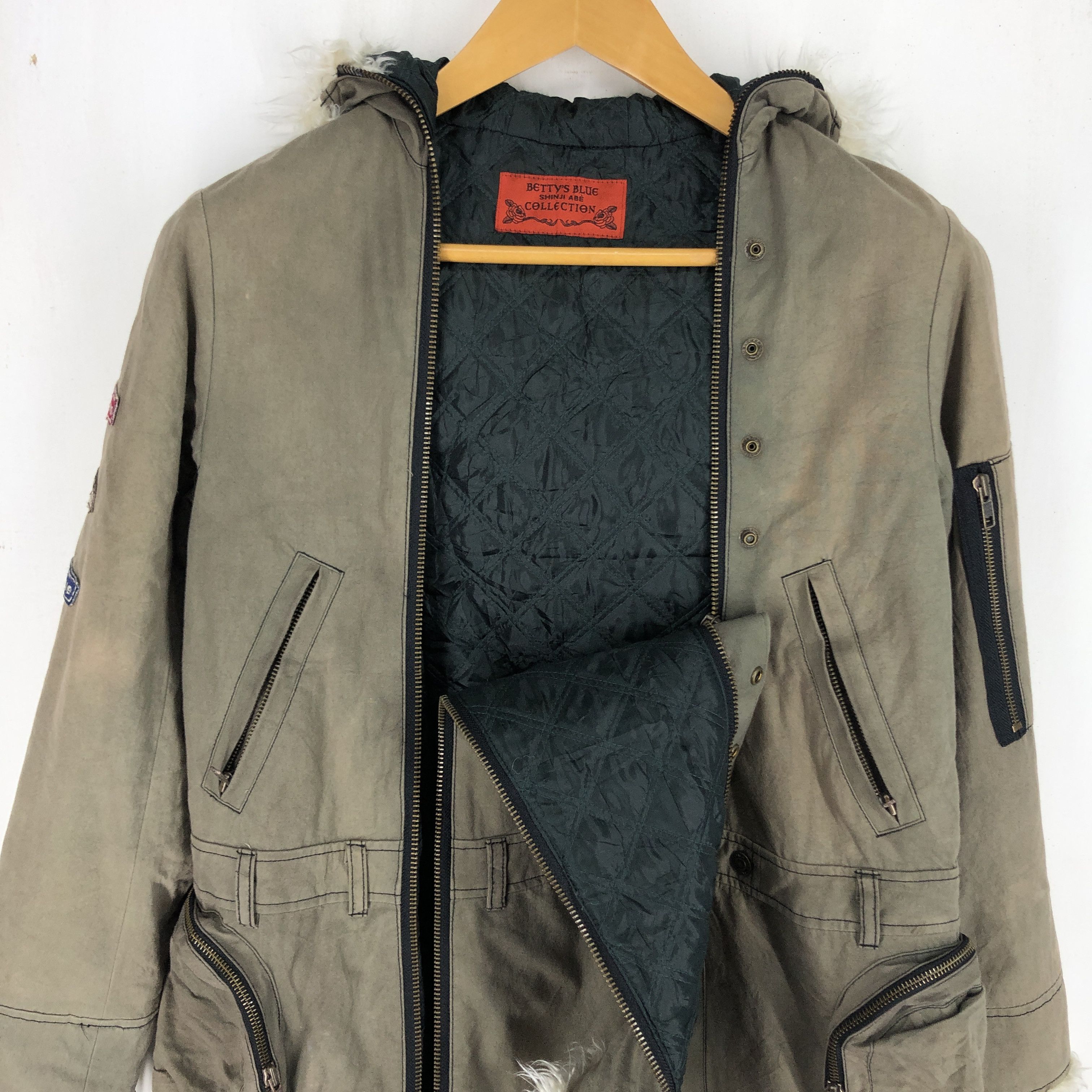 Japanese Brand BETTY'S BLUE SHINJI ABE COLLECTION Winter Jacket #2561-90 Size US S / EU 44-46 / 1 - 9 Thumbnail