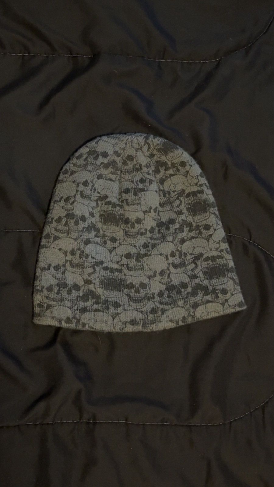 Other grey skull design beanie Size ONE SIZE - 1 Thumbnail