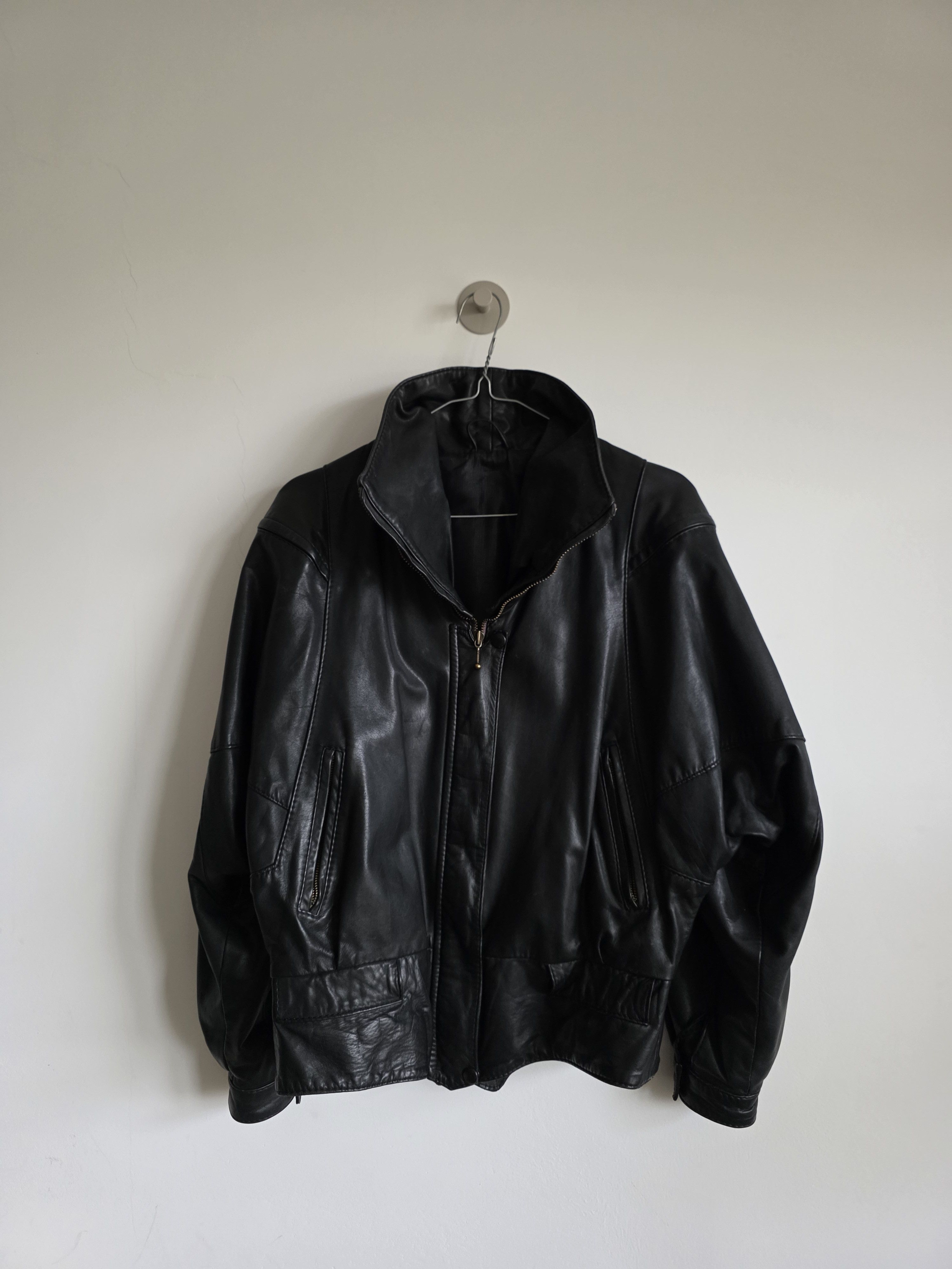 Handmade Unique vintage jacket made of genuine leather rare Size M / US 6-8 / IT 42-44 - 1 Thumbnail