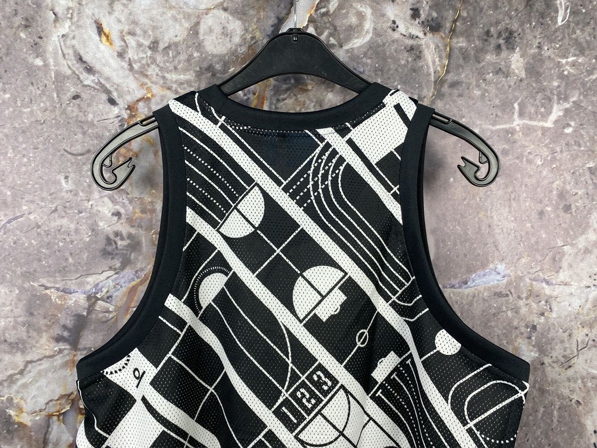 Adidas Men’s Adidas Sleeveless Shirt Basketball Sportswear Size L Size US L / EU 52-54 / 3 - 12 Thumbnail