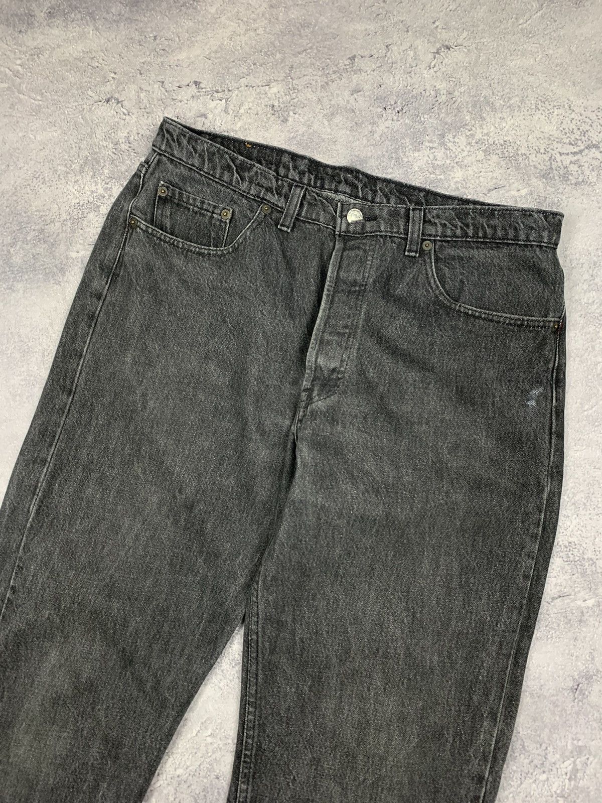 Levi's Iconic Vintage Levi’s 501 Jeans Size 36/32 Washed Gray Y2K Size US 36 / EU 52 - 8 Thumbnail