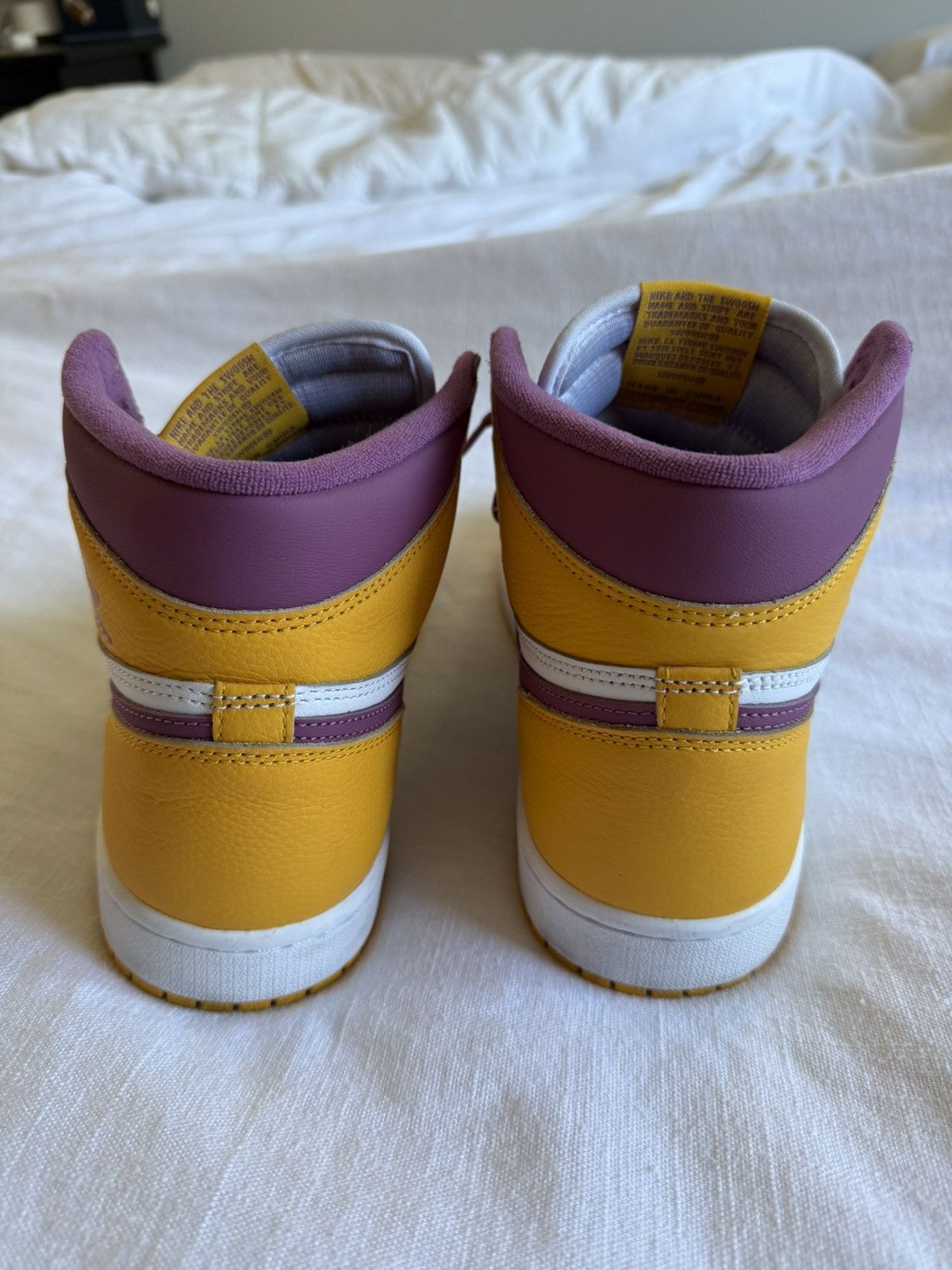 Jordan Brand Jordan 1 Brotherhood Size US 9 / EU 42 - 3 Thumbnail