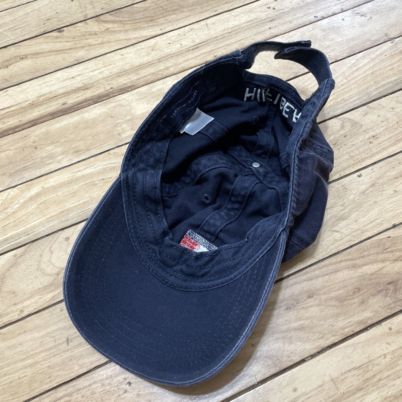Tommy Hilfiger Tommy Hilfiger Hat Adult OS Blue Red White Logo Panel Adjustable Cap Streetwear Size ONE SIZE - 2 Thumbnail