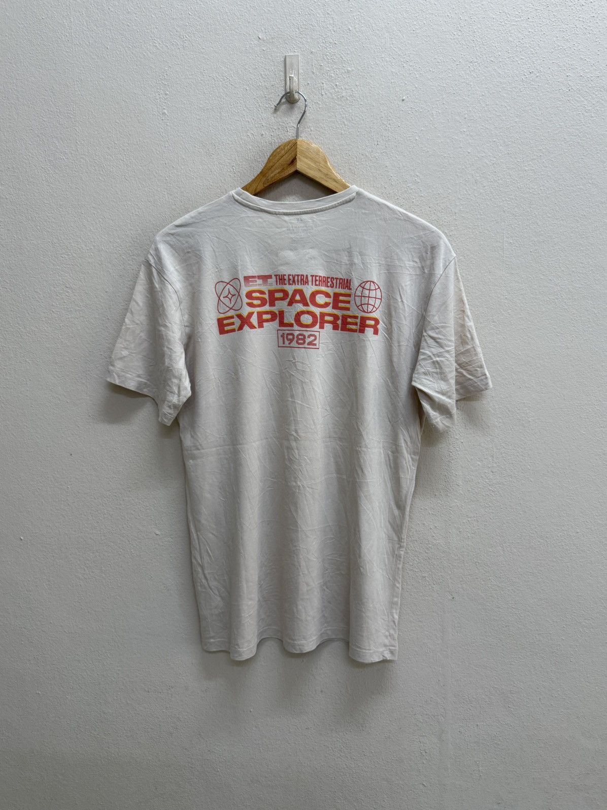 H&M H&M Universal Studios E.T Movie Tshirt Size US S / EU 44-46 / 1 - 4 Thumbnail