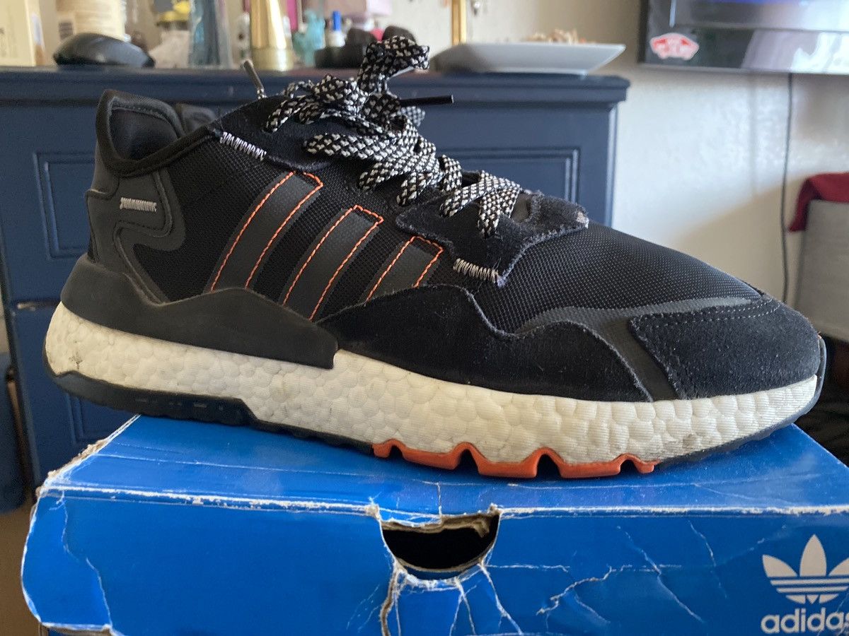 Adidas Reflective Nite jogger Size US 9 / EU 42 - 2 Thumbnail