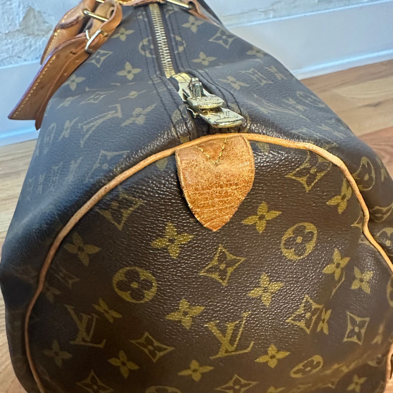 Louis Vuitton Vintage Louis Vuitton 1994 Keepall 55 Bag Size ONE SIZE - 16 Thumbnail