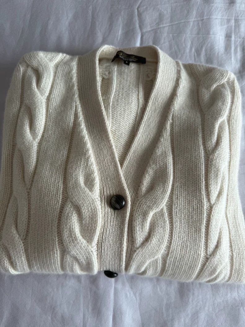 LORO PIANA White twisted cashmere sweater open