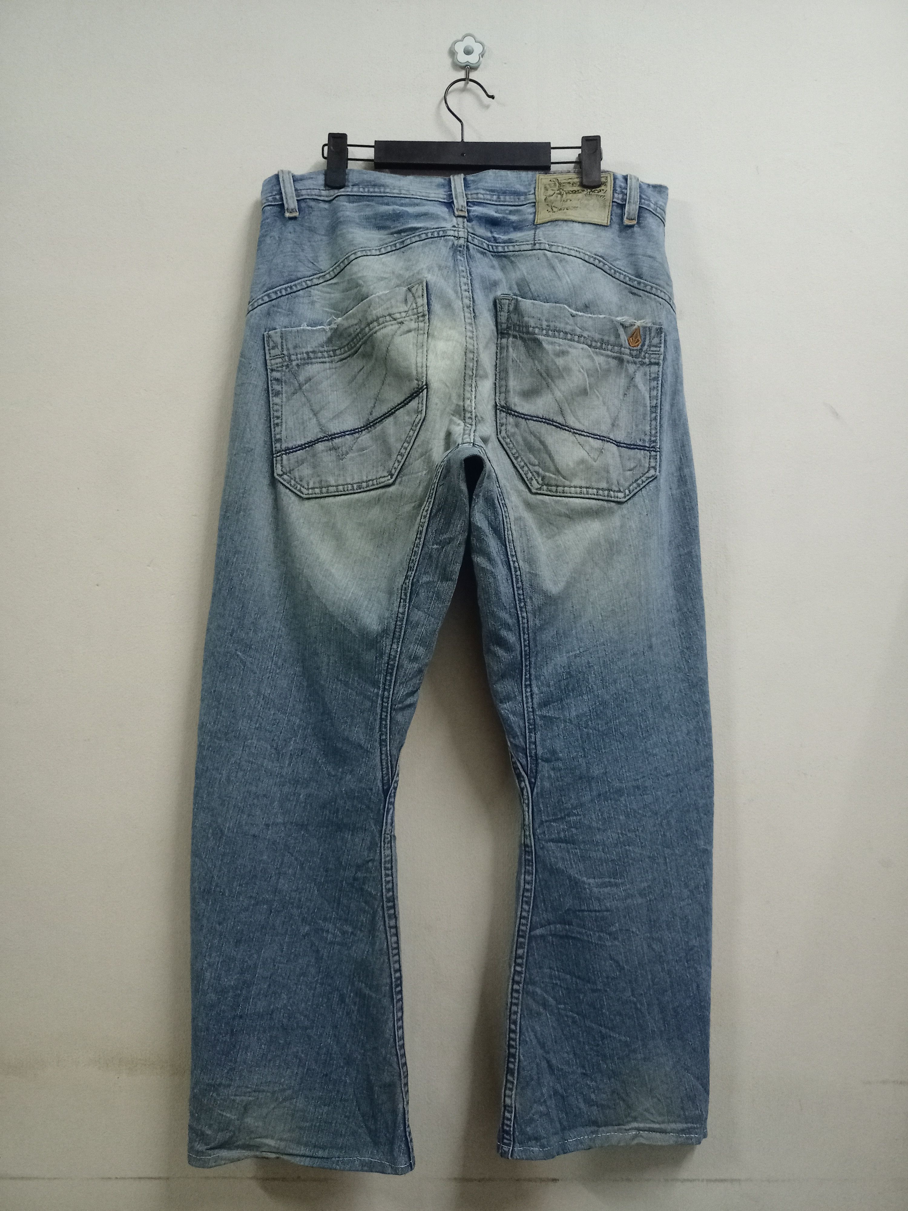 Volcom Vintage VLCM 06 Liberated Volcom Curved Baggy Jeans Size US 34 / EU 50 - 2 Thumbnail