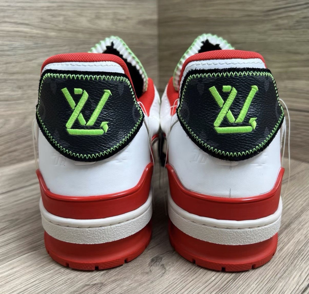 Louis Vuitton Louis Vuitton Trainer Green & Red Sneakers J41 Size US 9.5 / EU 42-43 - 5 Thumbnail