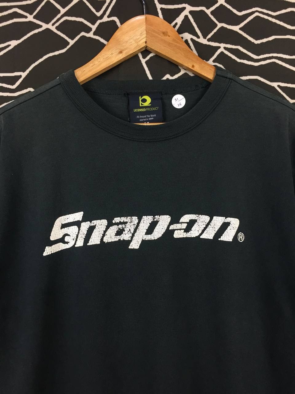 Champion Vtg Sunfaded Champion USA X Snap On Spell Out Tee Size US M / EU 48-50 / 2 - 3 Thumbnail