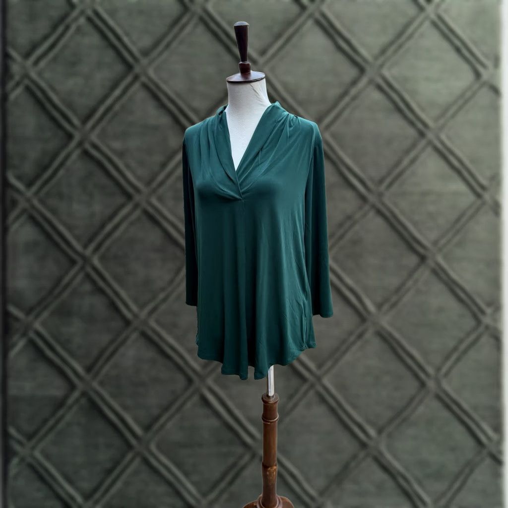 Charter Club VINTAGE Charter Club Knit V Neck Top Hunter Green Size Med New Size M / US 6-8 / IT 42-44 - 1 Thumbnail