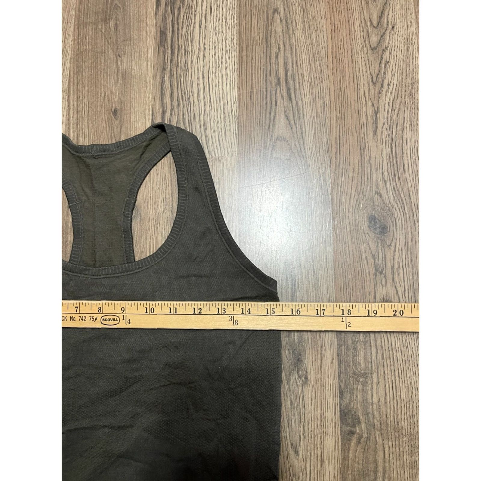 Vintage Tank Top Women's M Green Racer Back Sleeveless Size M / US 6-8 / IT 42-44 - 4 Thumbnail