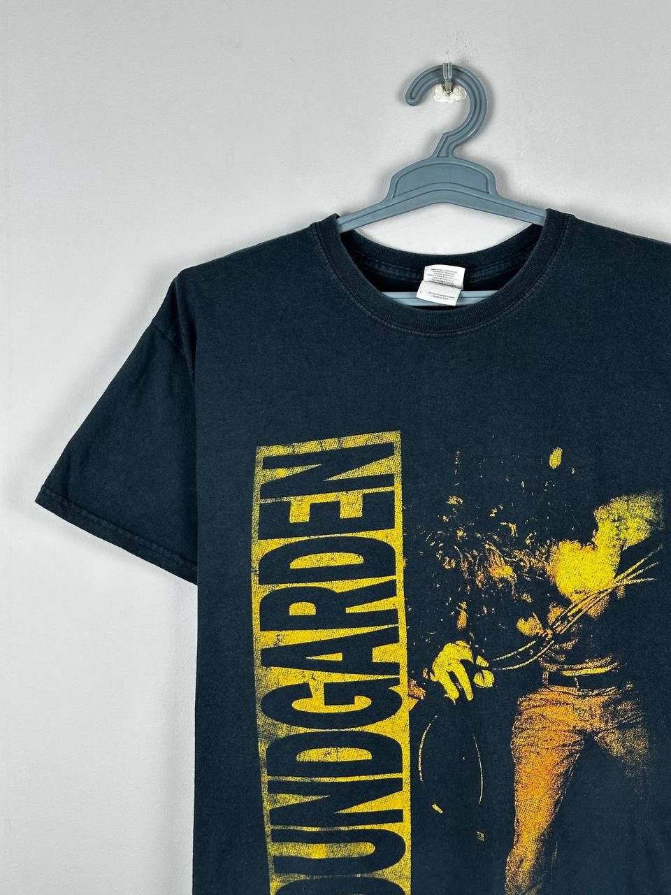 Gildan Vintage 00’s Soundgarden Louder Than Love Tee Size US L / EU 52-54 / 3 - 3 Thumbnail