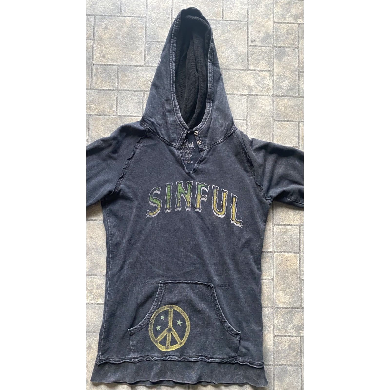 Affliction VINTAGE Sinful By Affliction WOMENS Hoodie L Heart Pullover Graphics On Sleeves And Hood Mens? Women? Wait. Size L / US 10 / IT 46 - 2 Thumbnail