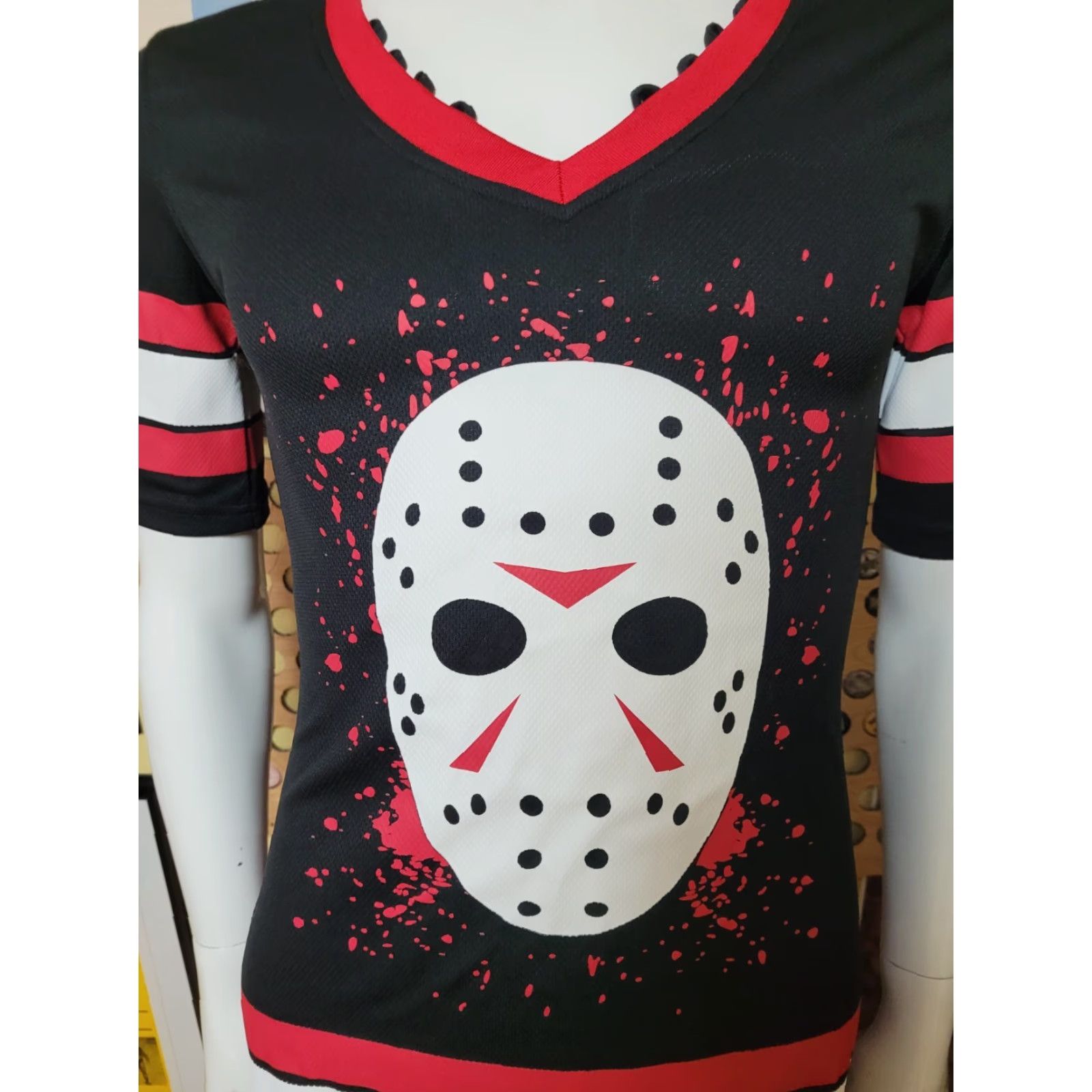 Vintage VINTAGE Friday the 13th Womens Jersey Shirt XS Jason Vorhees Black Horror T-Shirt Dress New Size XS / US 0-2 / IT 36-38 - 2 Thumbnail
