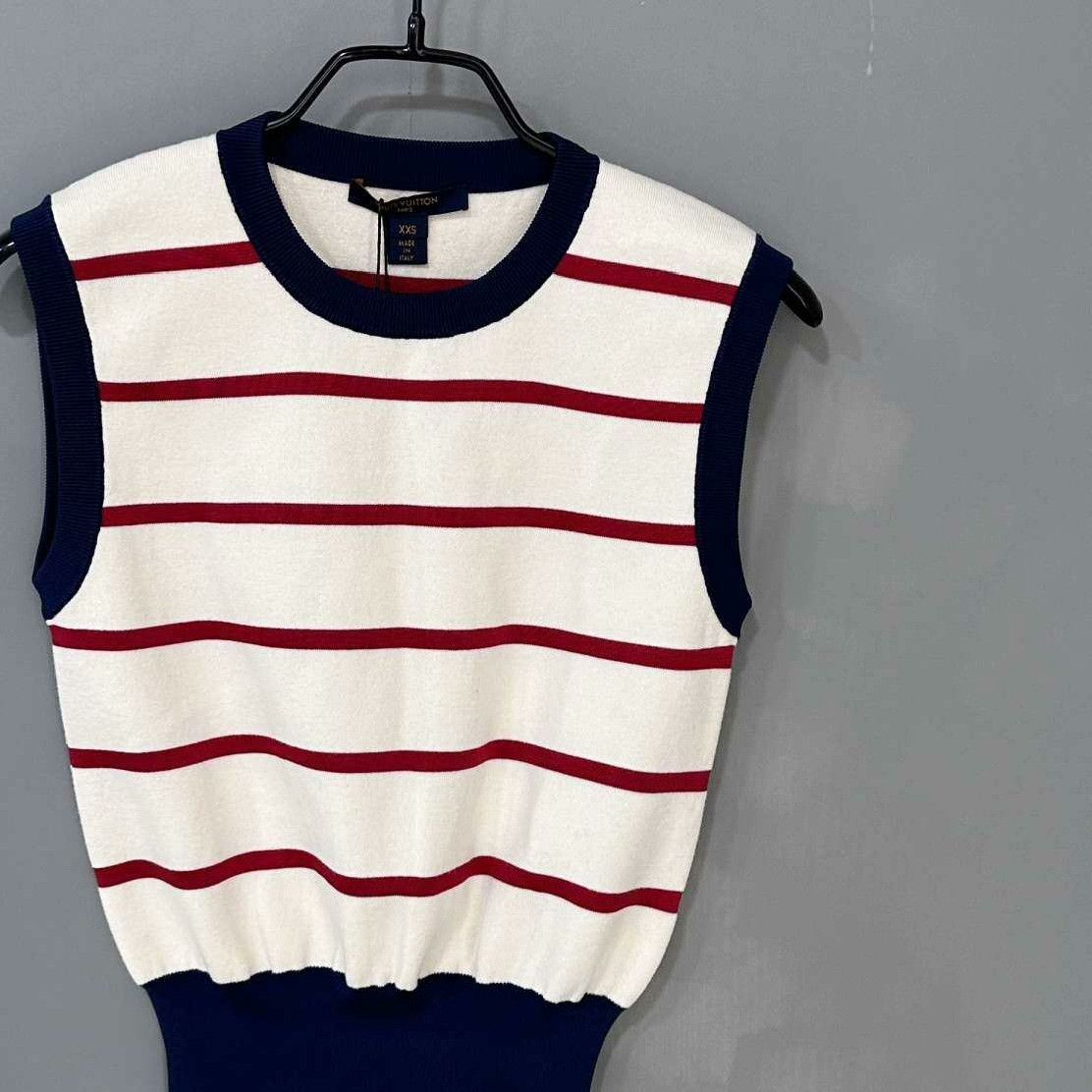 Louis Vuitton Louis Vuitton Knit Striped Sweater XXS Women Size XXS / US 00 / IT 34 - 1 Thumbnail