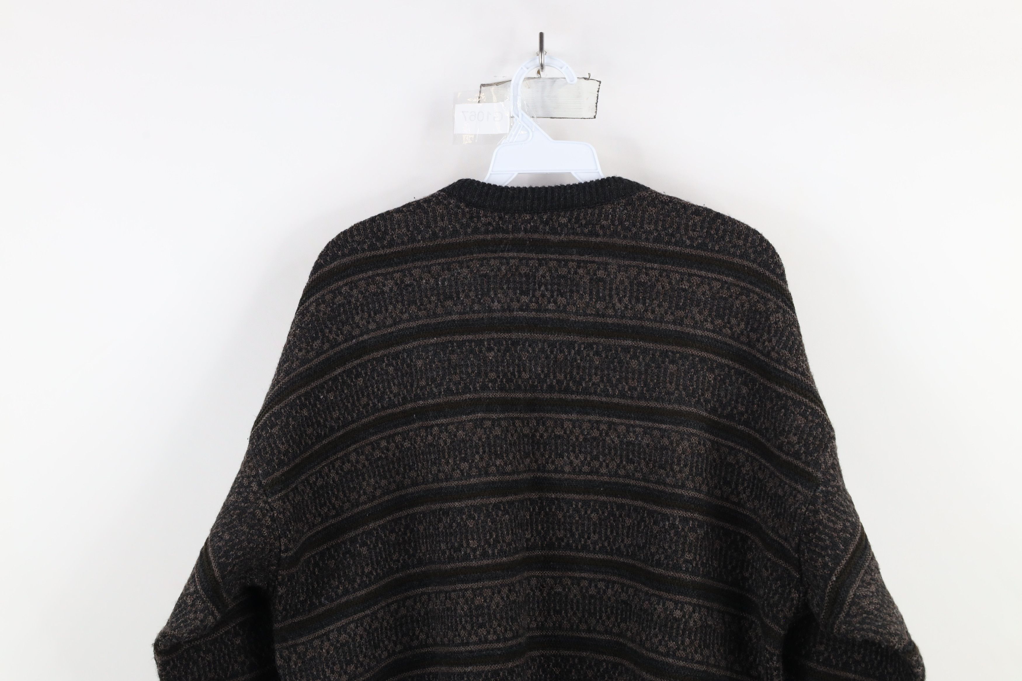 Vintage Vintage 90s Streetwear Striped Fair Isle Knit V-Neck Sweater Size US M / EU 48-50 / 2 - 7 Thumbnail